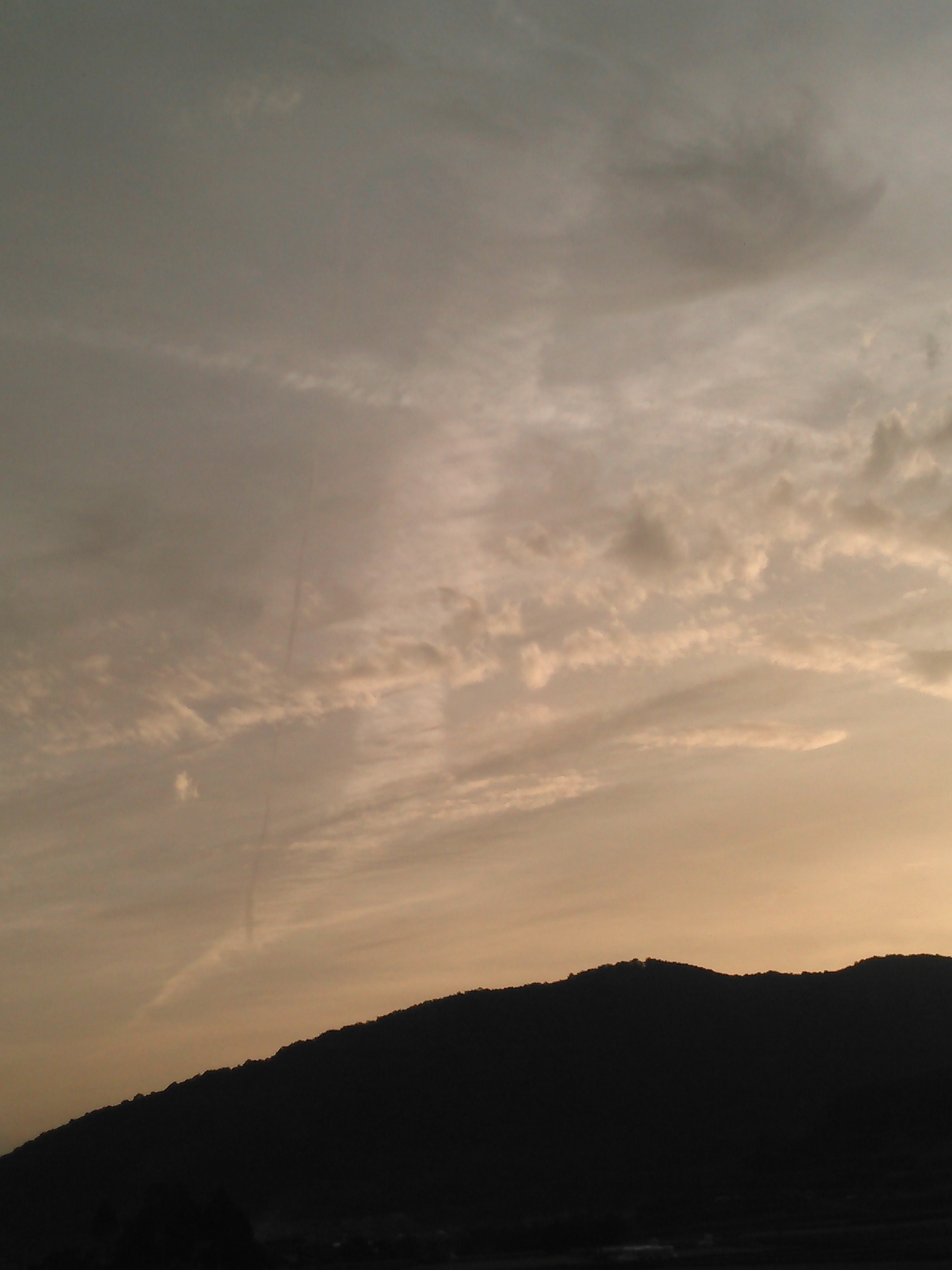 No.43495-1 地震雲