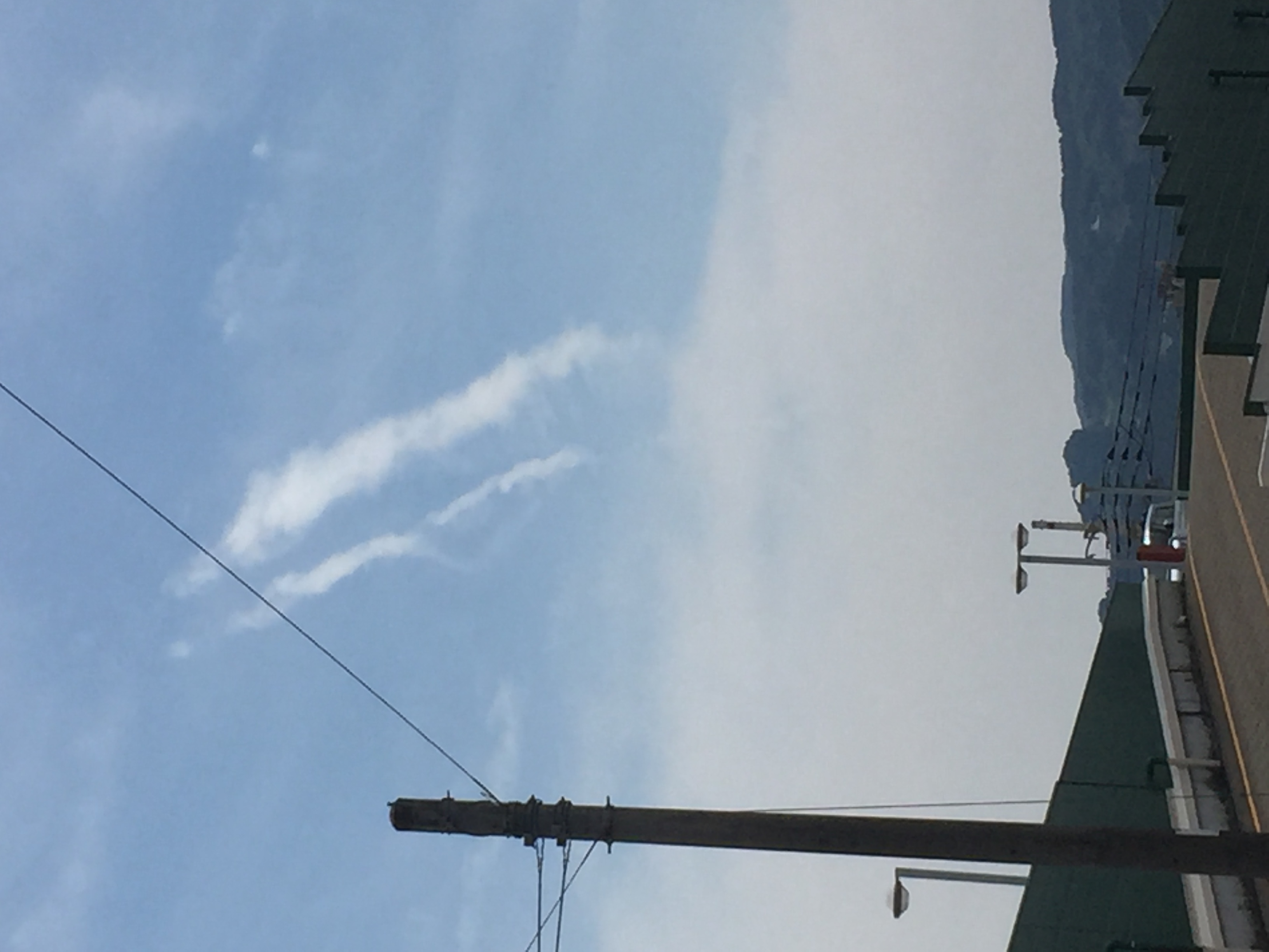 No.43560-1 地震雲