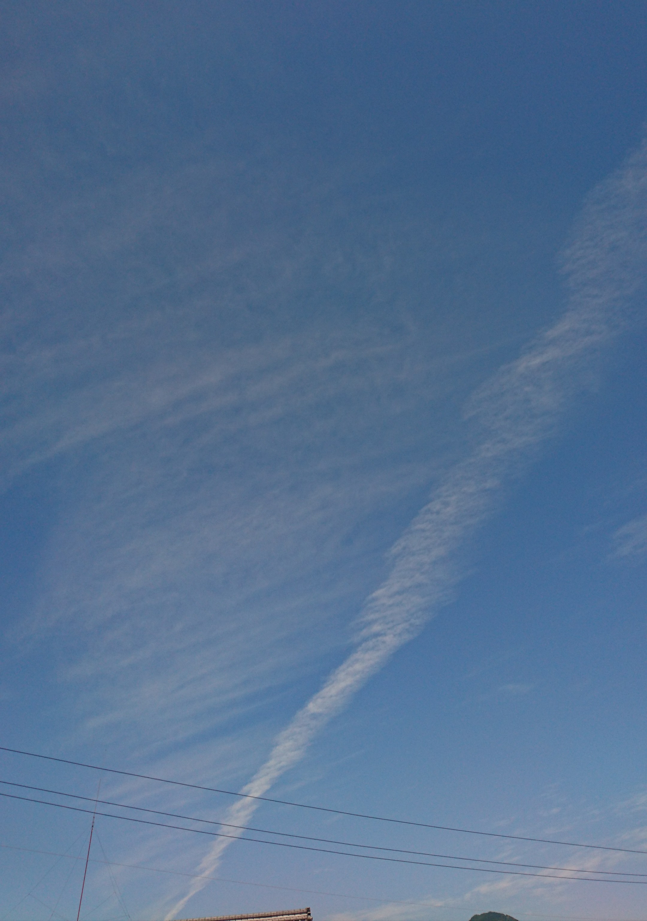 No.43832-1 地震雲