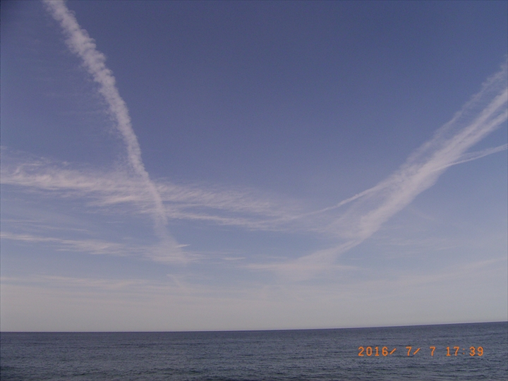 No.43838-1 地震雲