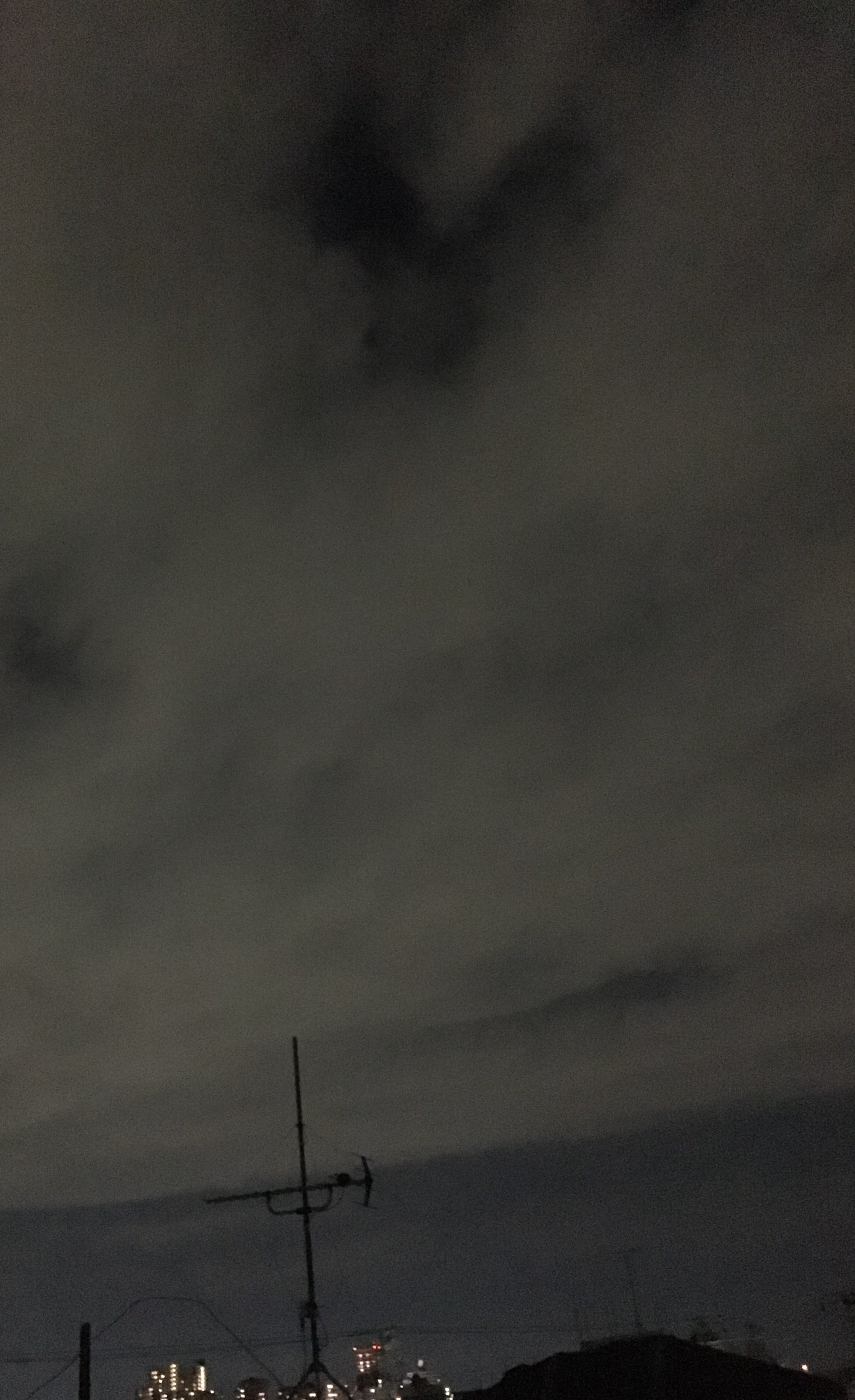 No.43862-1 地震雲