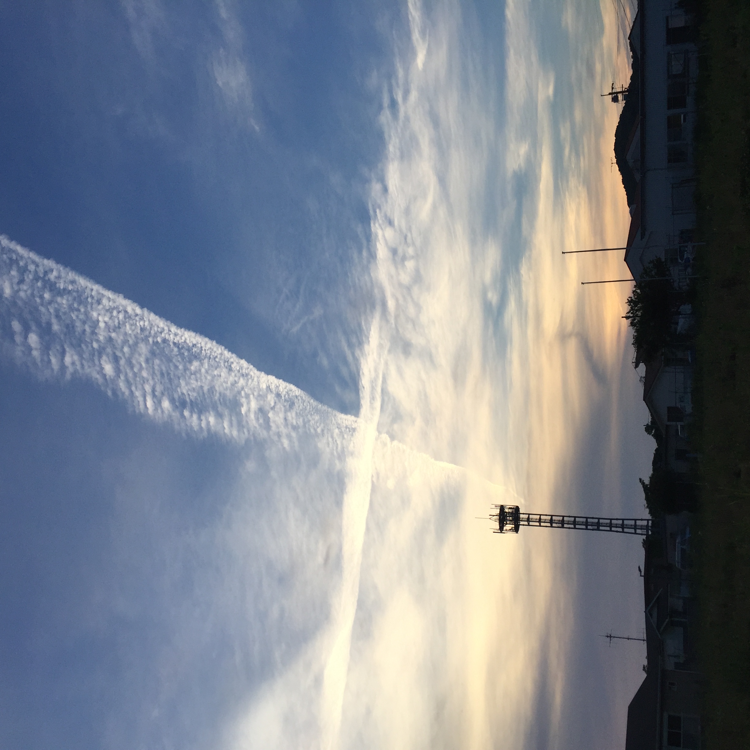 No.43909-1 地震雲