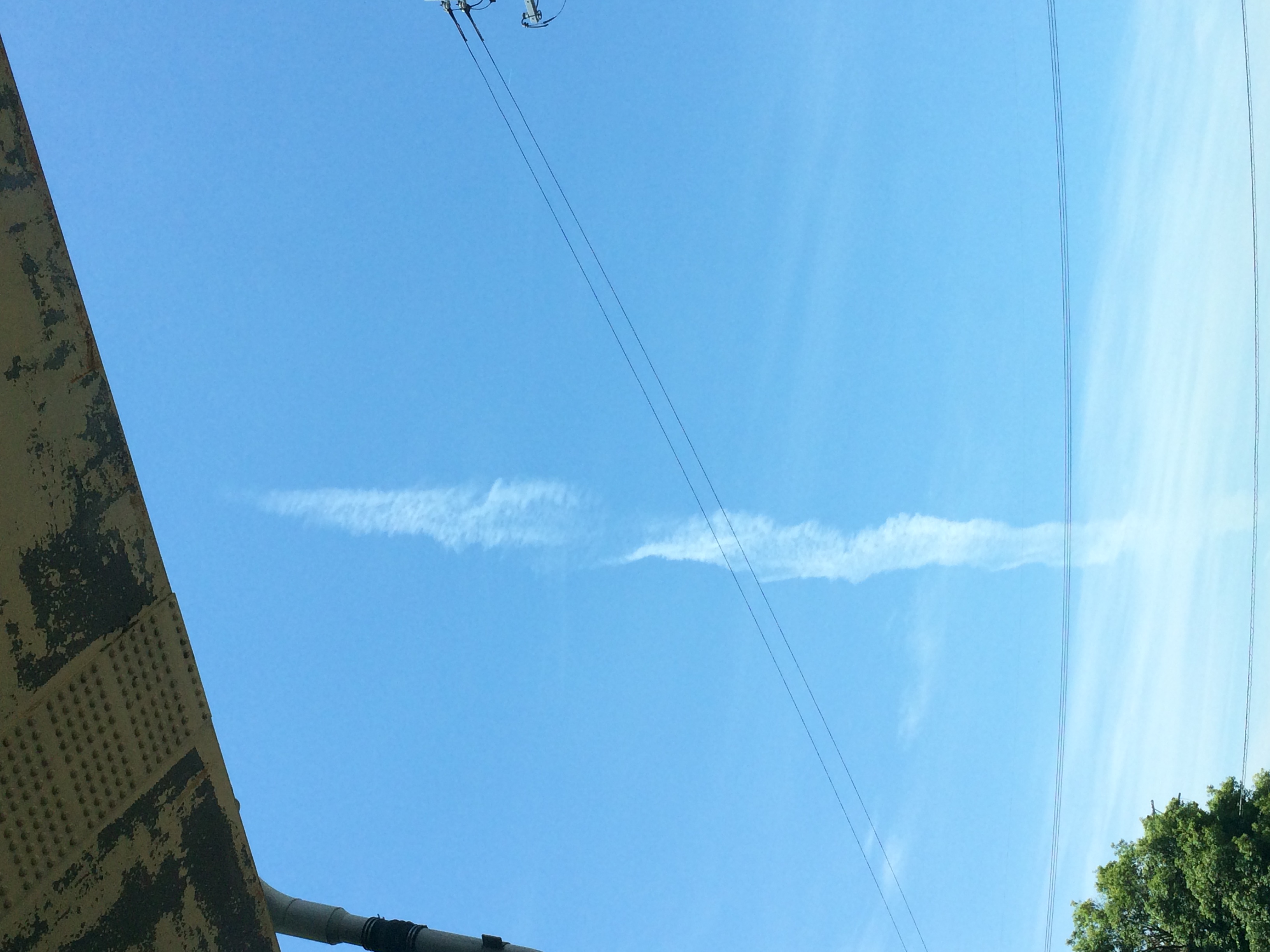 No.43942-1 地震雲