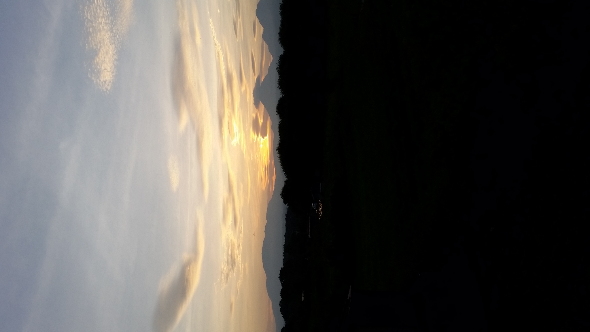 No.44364-1 地震雲