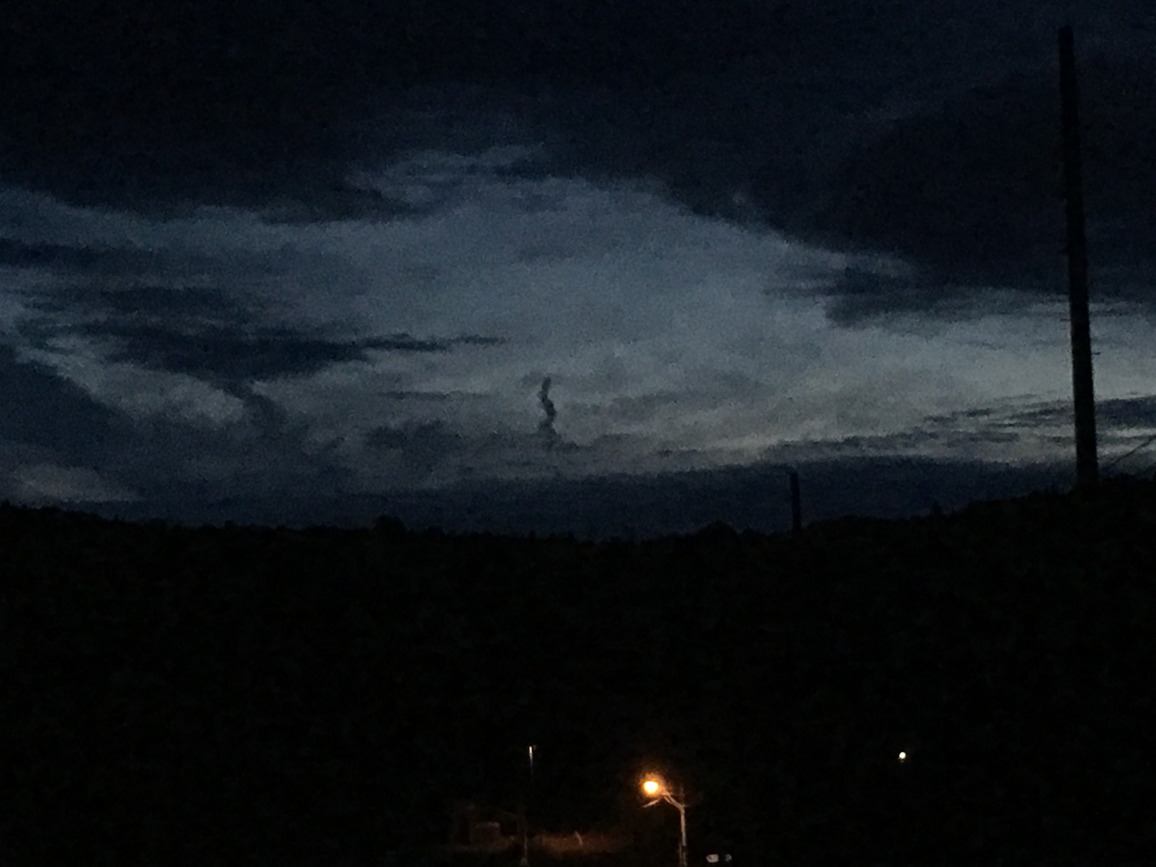 No.44519-1 地震雲