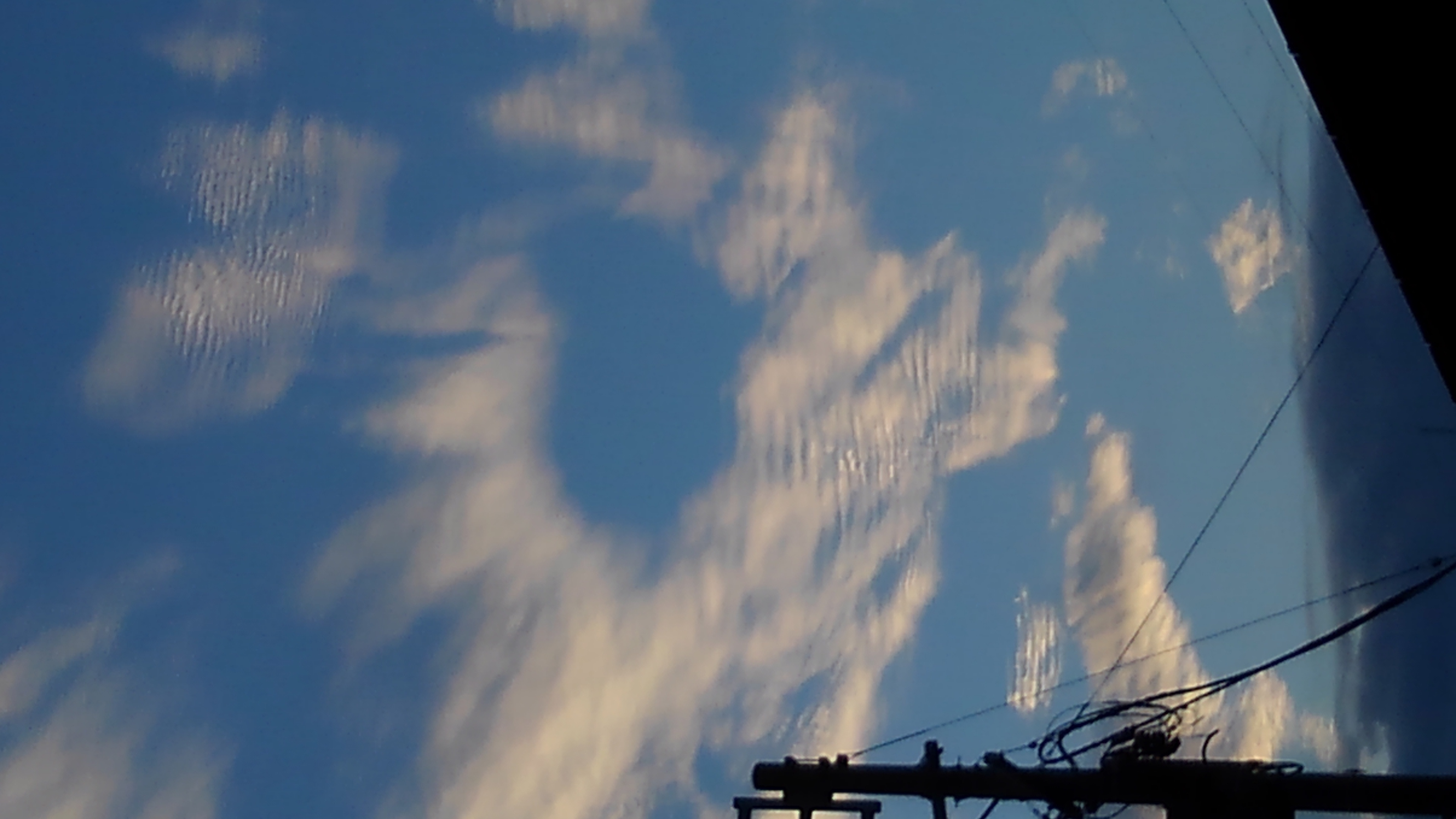 No.44657-1 地震雲