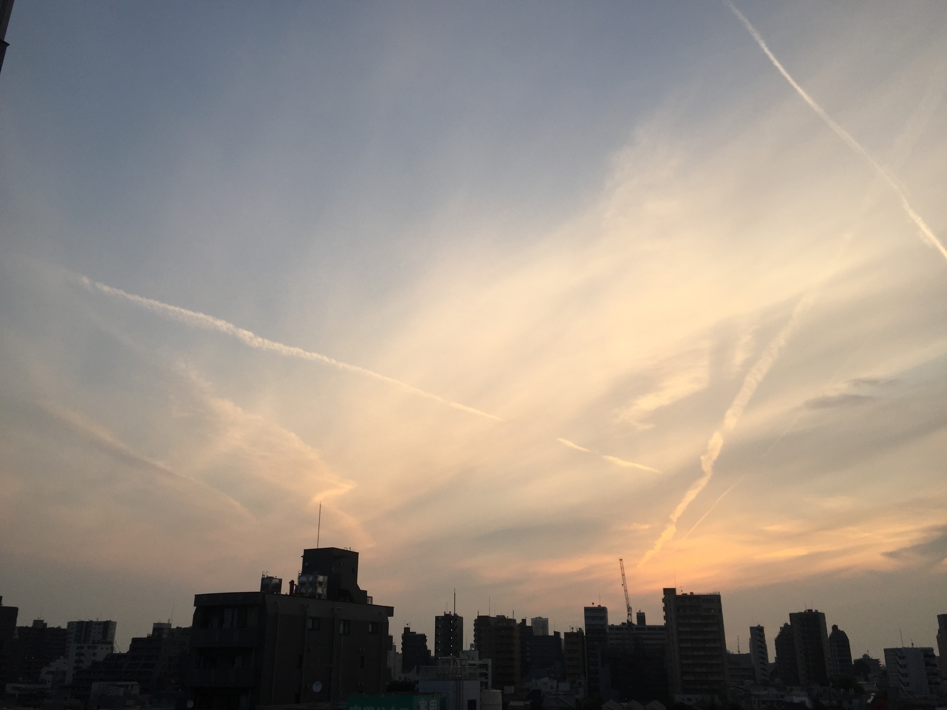 No.44705-1 地震雲