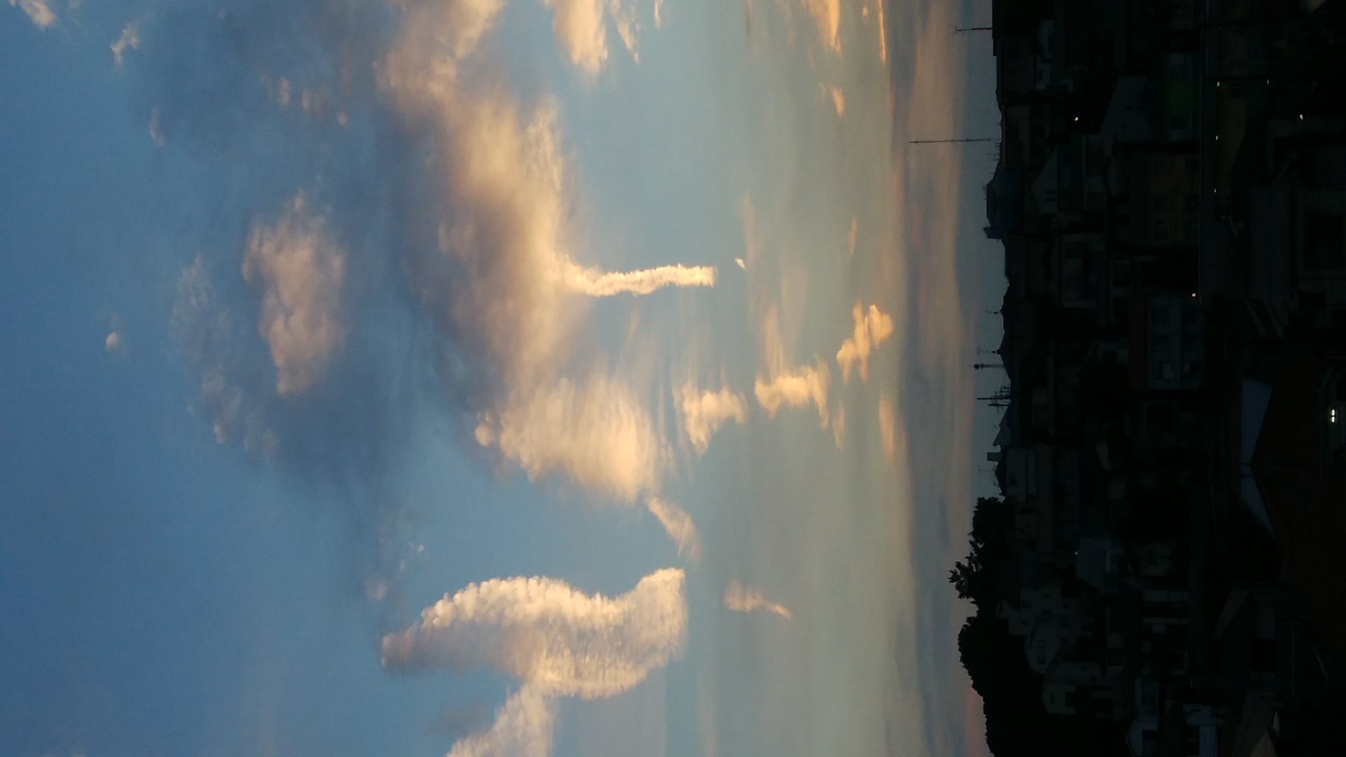 No.44813-1 地震雲