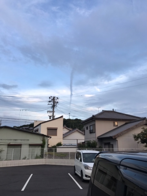 No.45256-1 地震雲