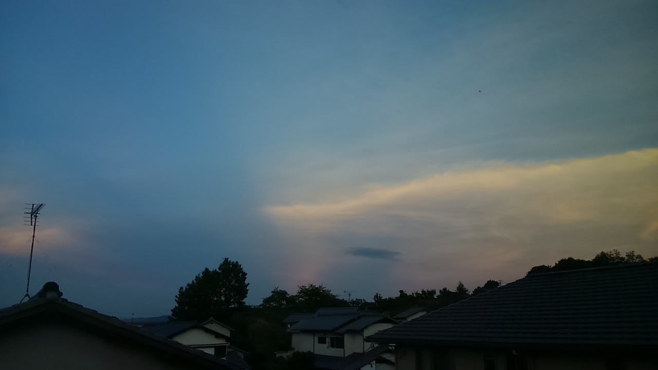 No.45299-1 地震雲