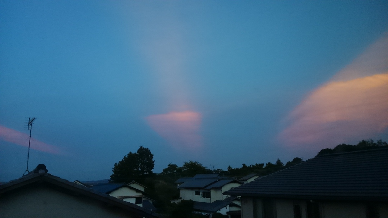 No.45300-1 地震雲