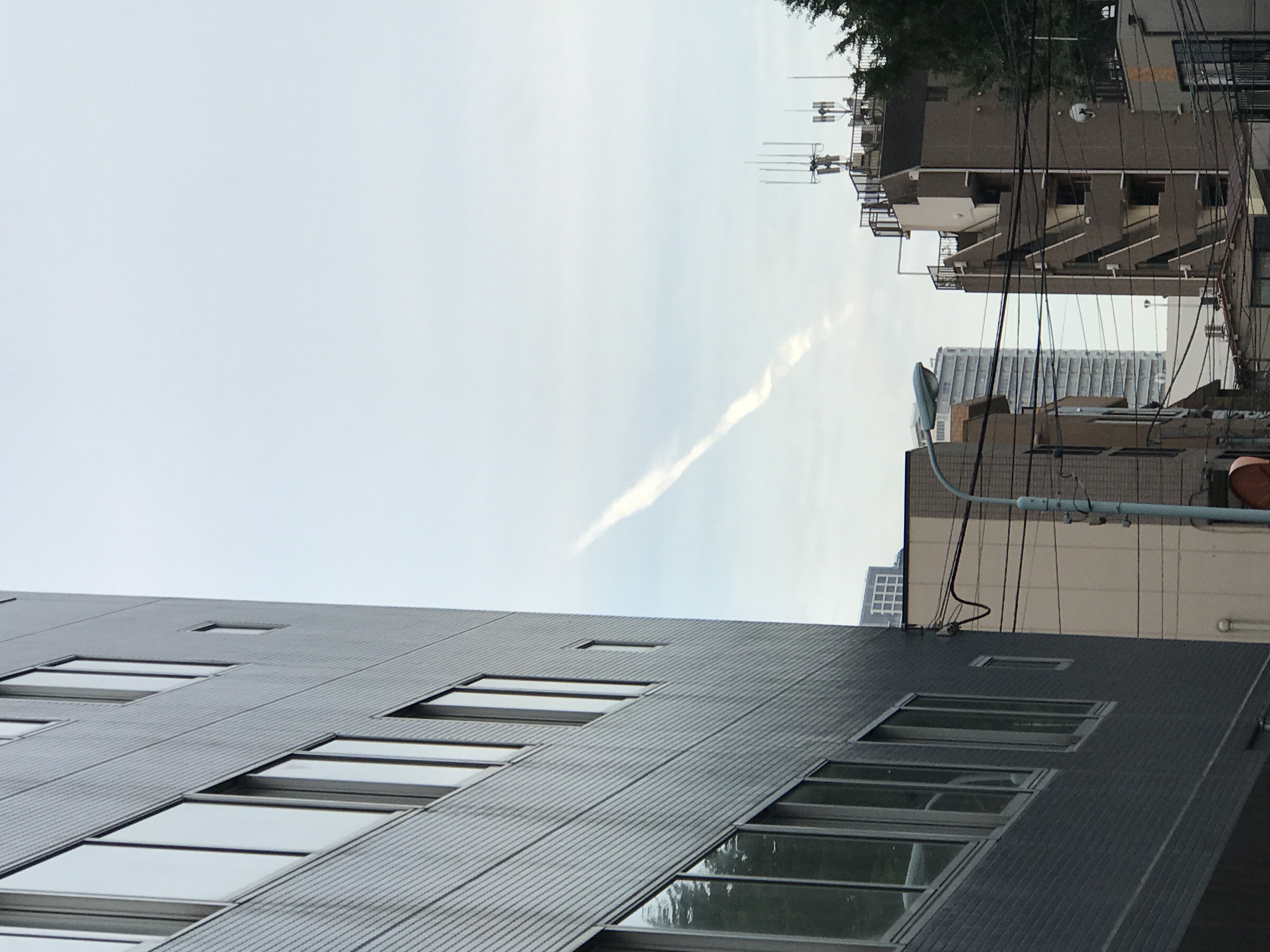 No.45465-1 地震雲