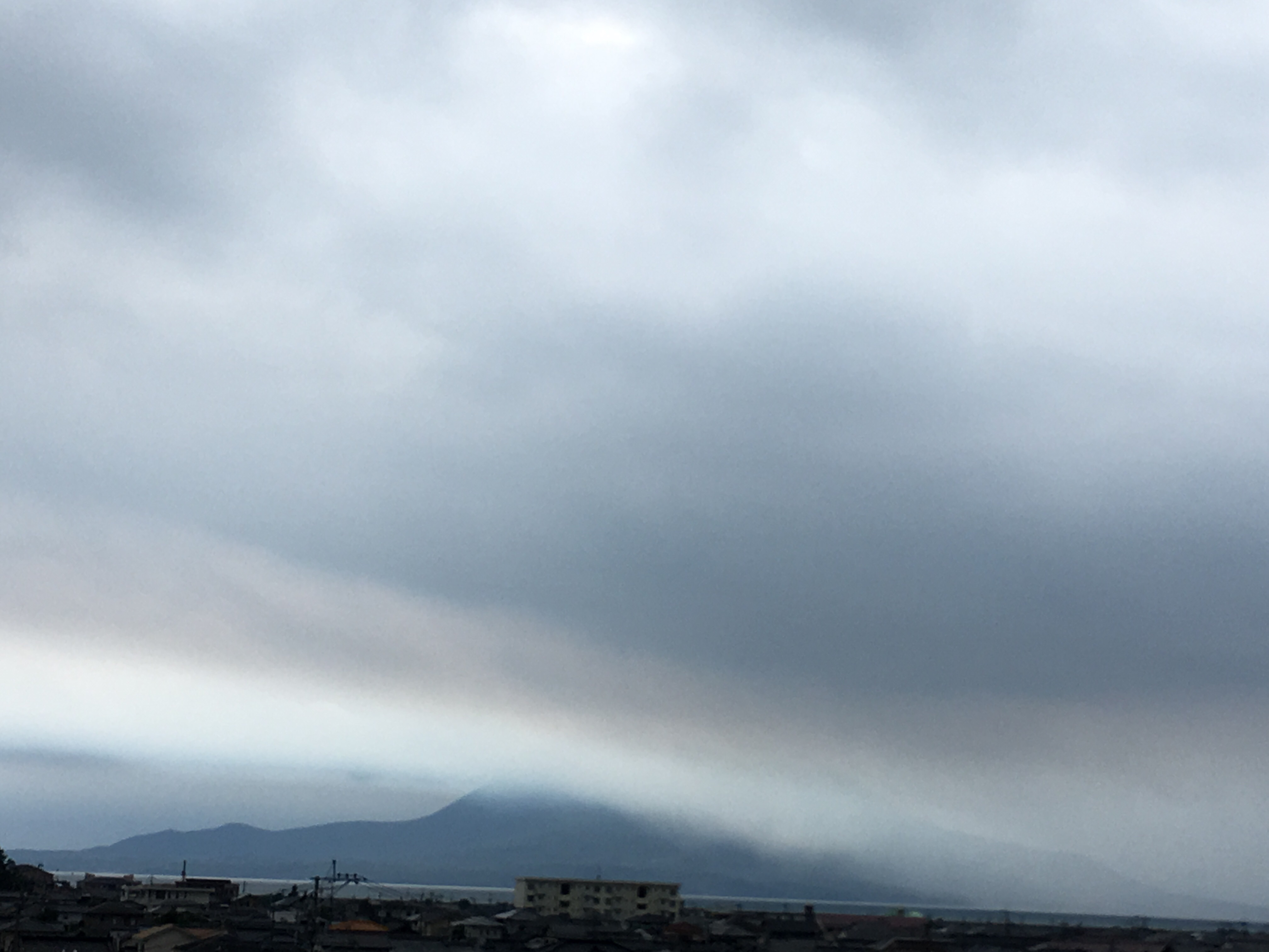 No.45481-1 地震雲