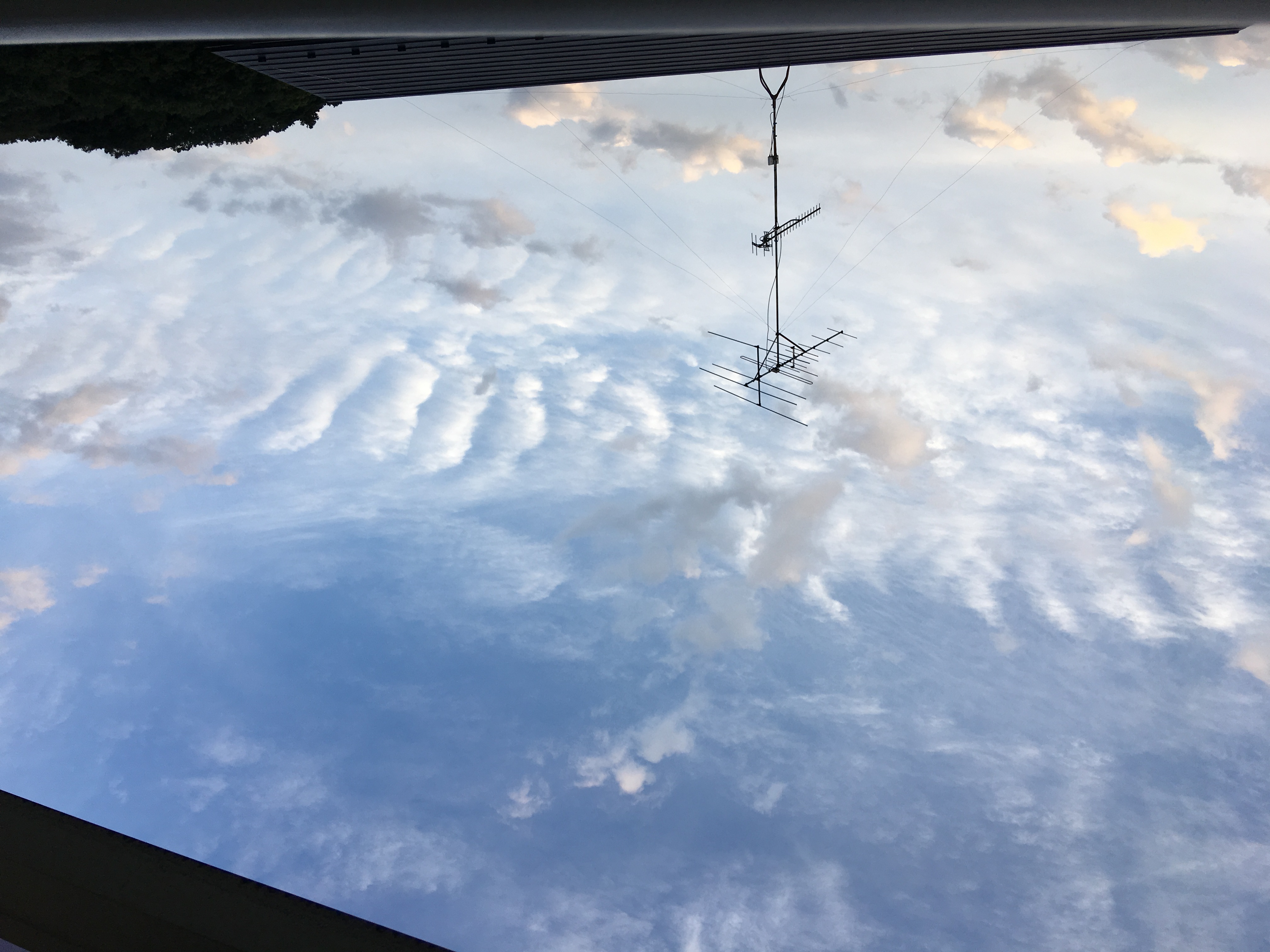 No.45600-1 地震雲