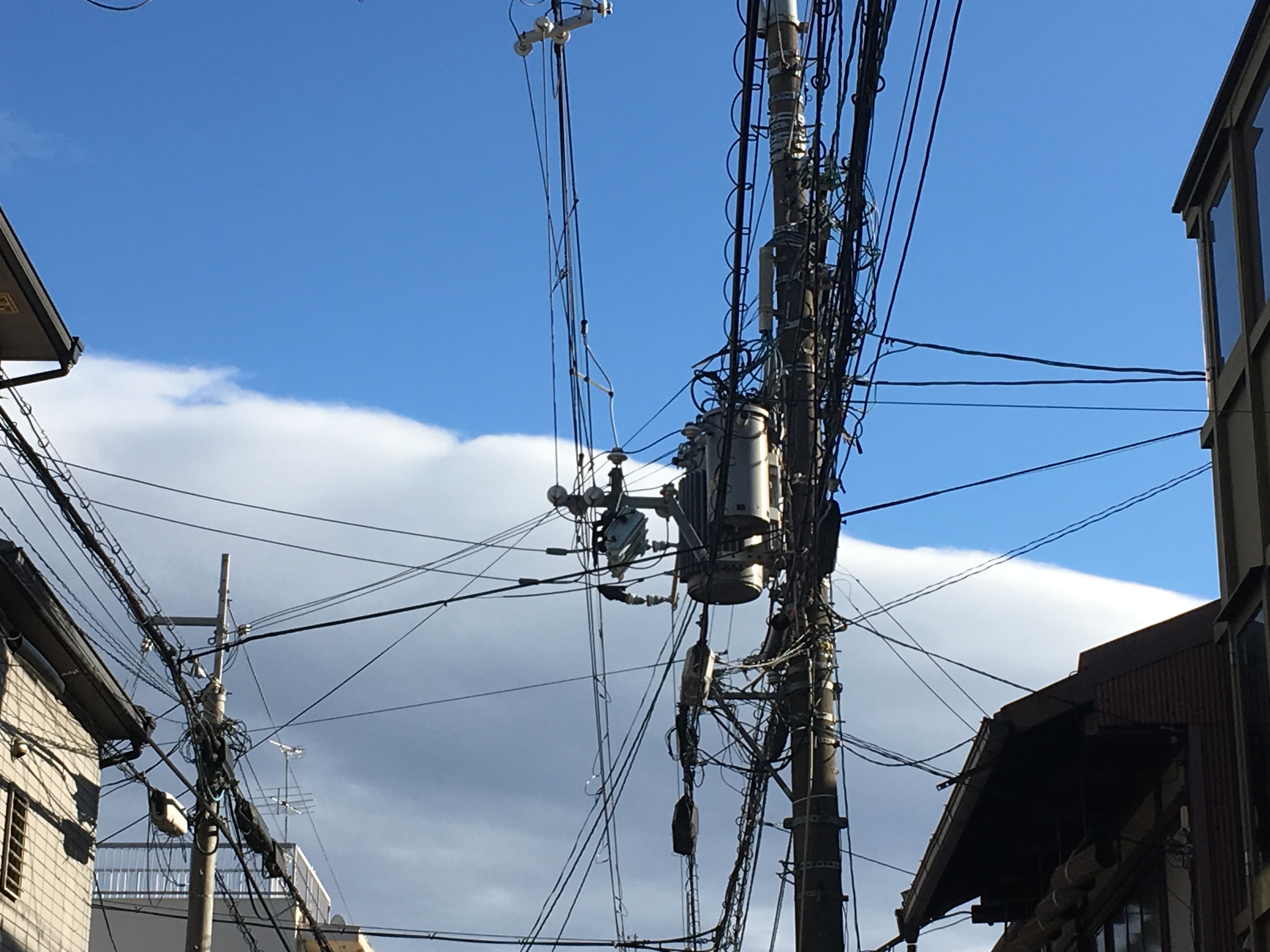 No.45751-1 地震雲