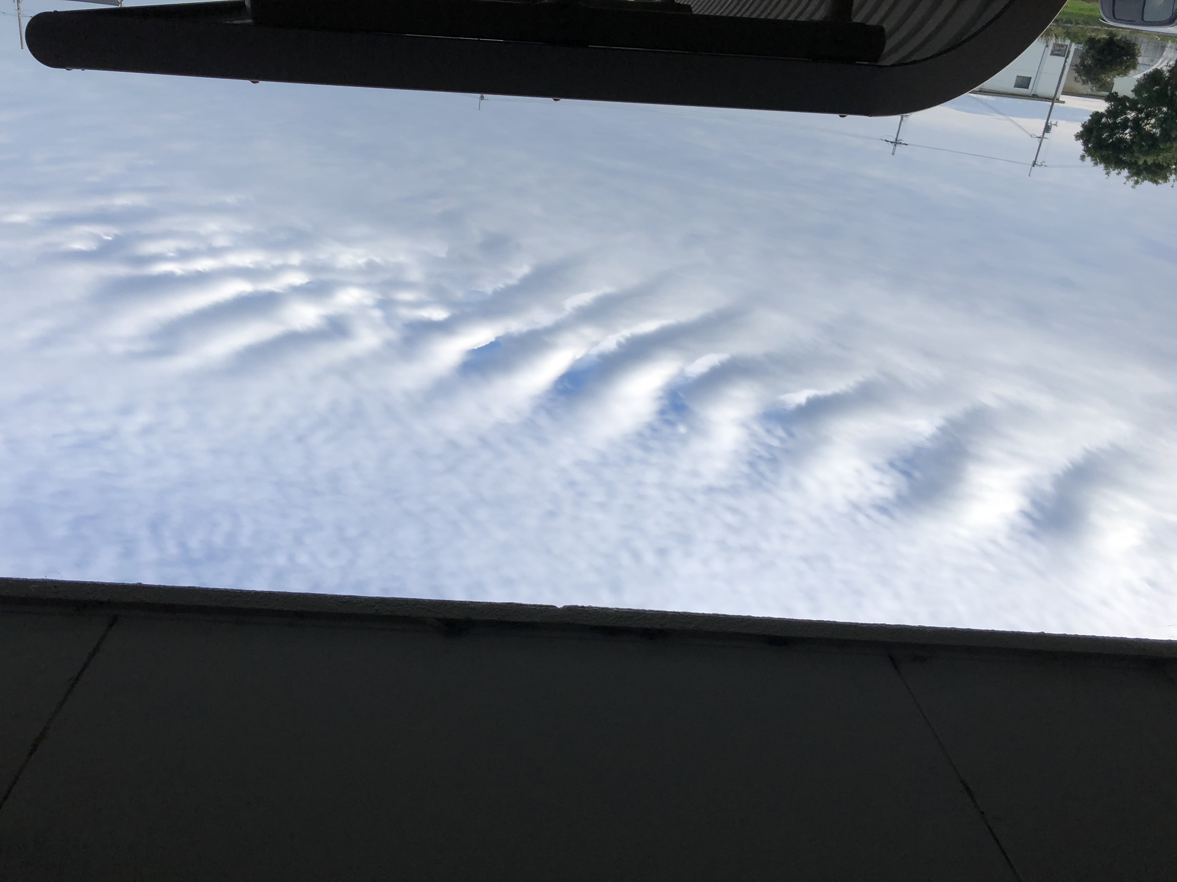 No.45879-1 地震雲