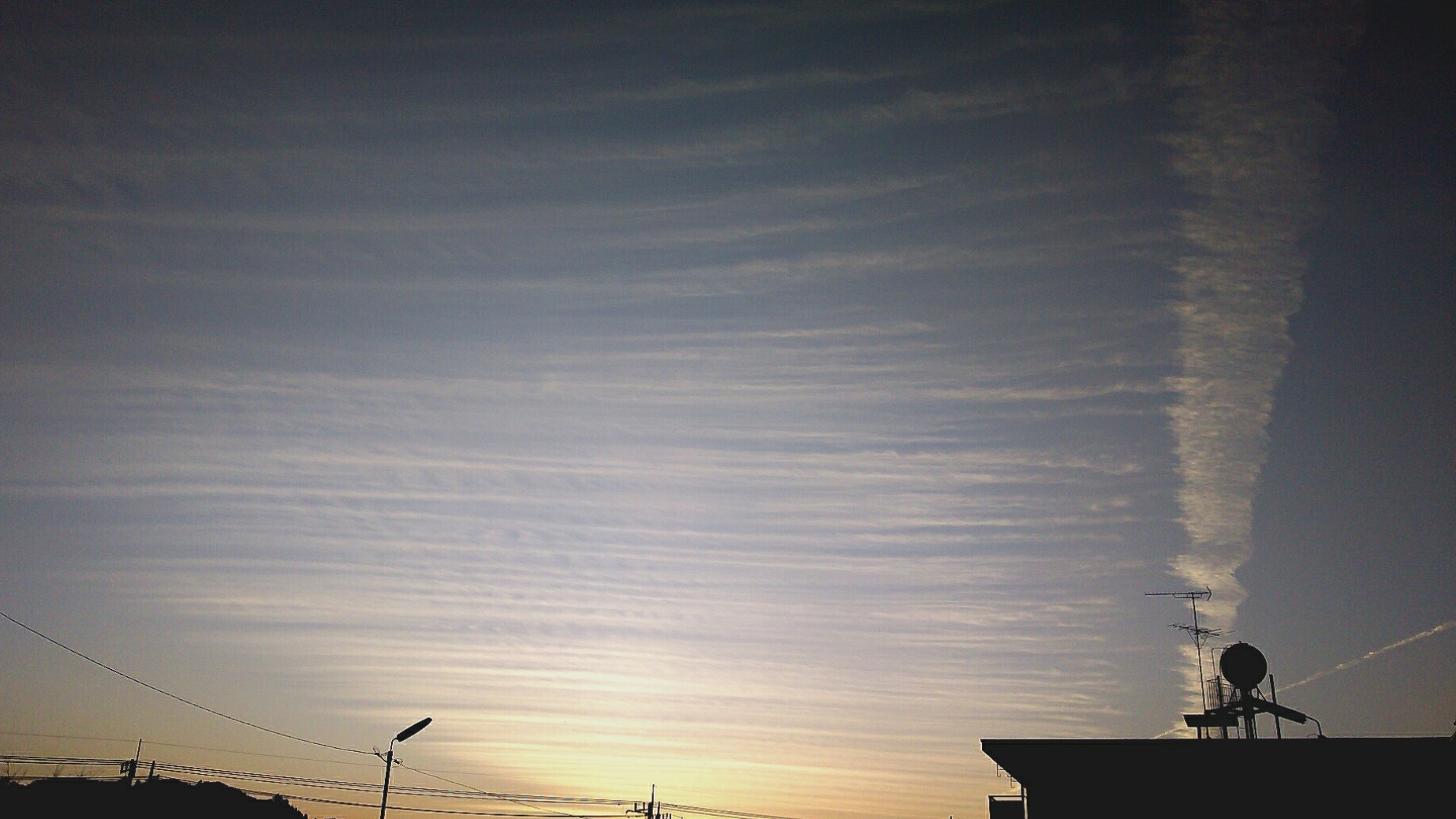 No.46219-1 地震雲