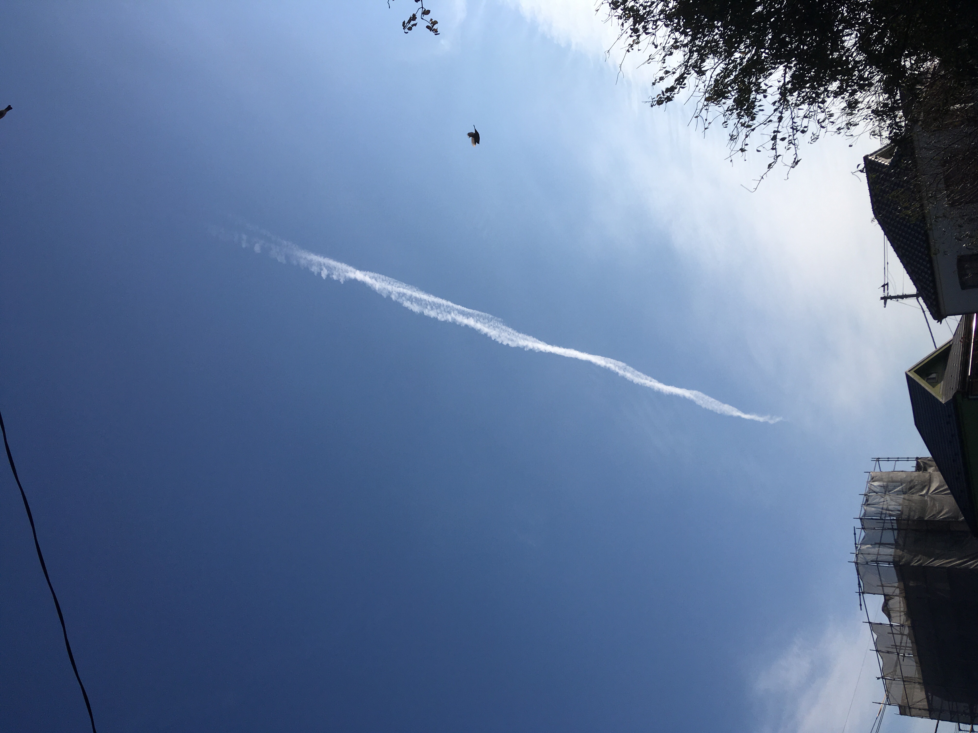 No.46405-1 地震雲