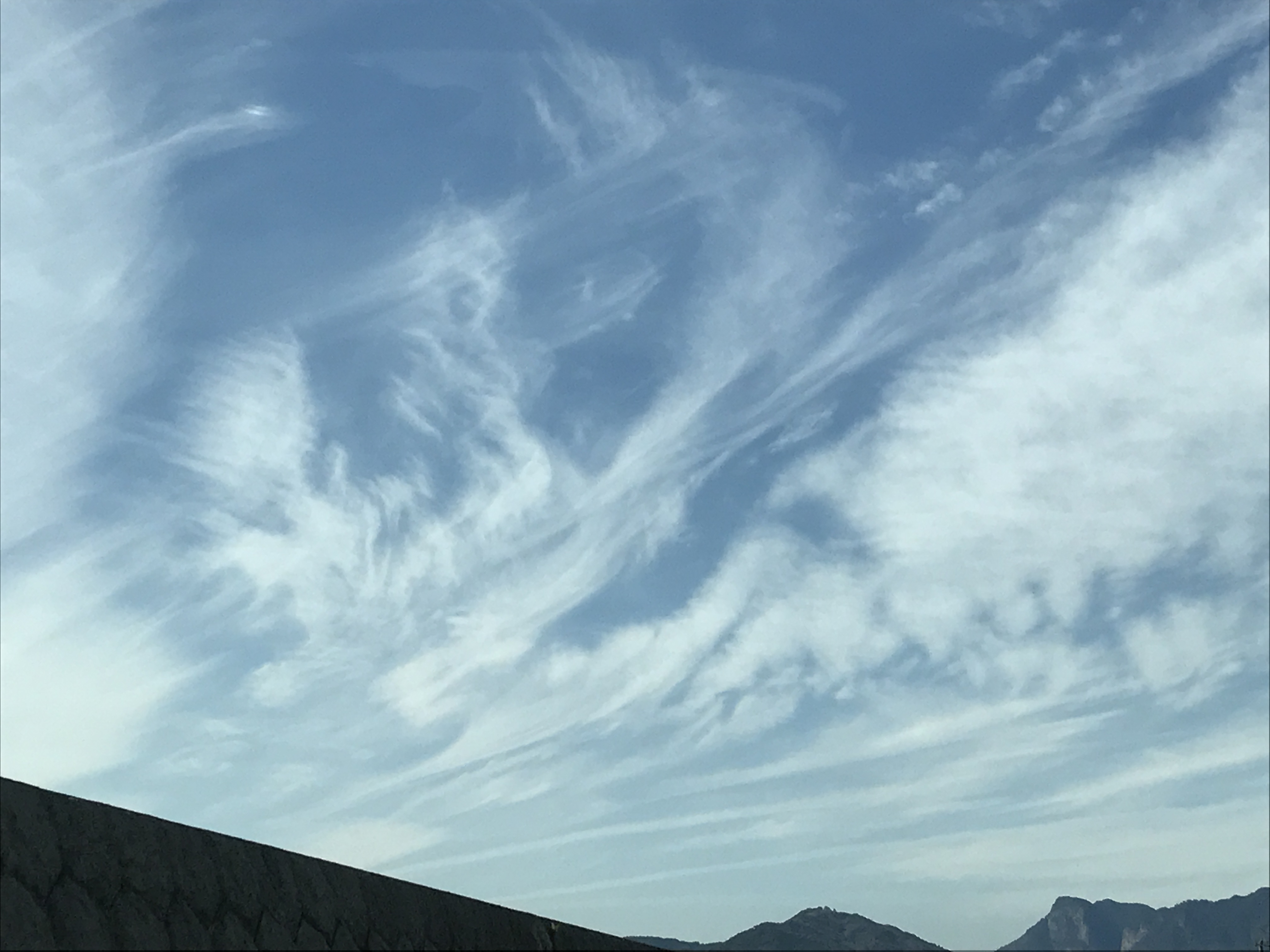 No.46758-1 地震雲