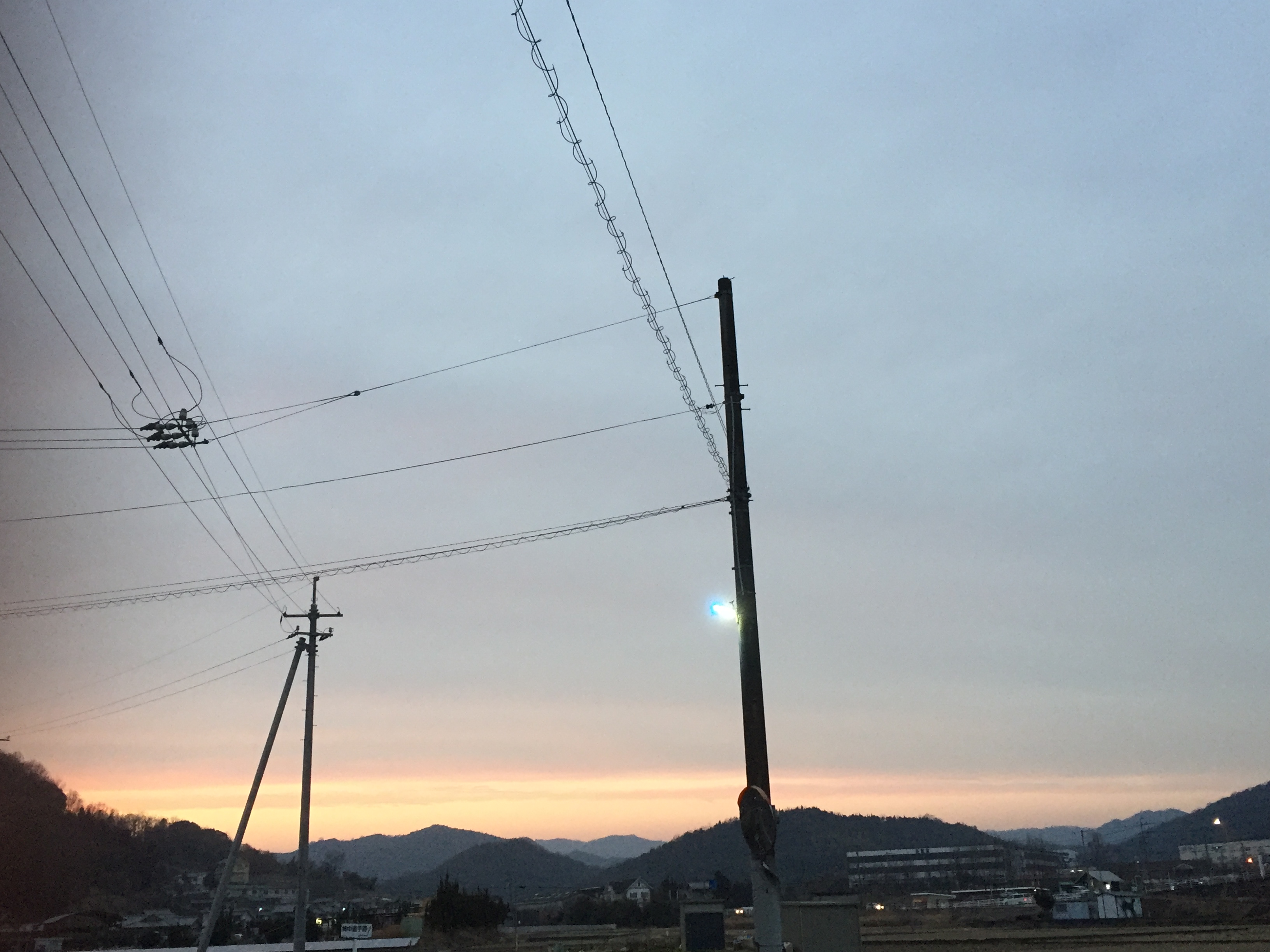 No.47232-1 地震雲