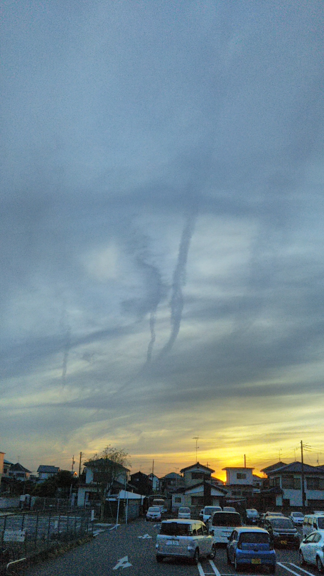 No.47790-1 地震雲