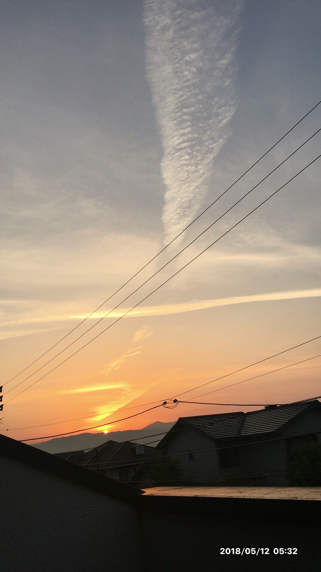 No.47966-1 地震雲