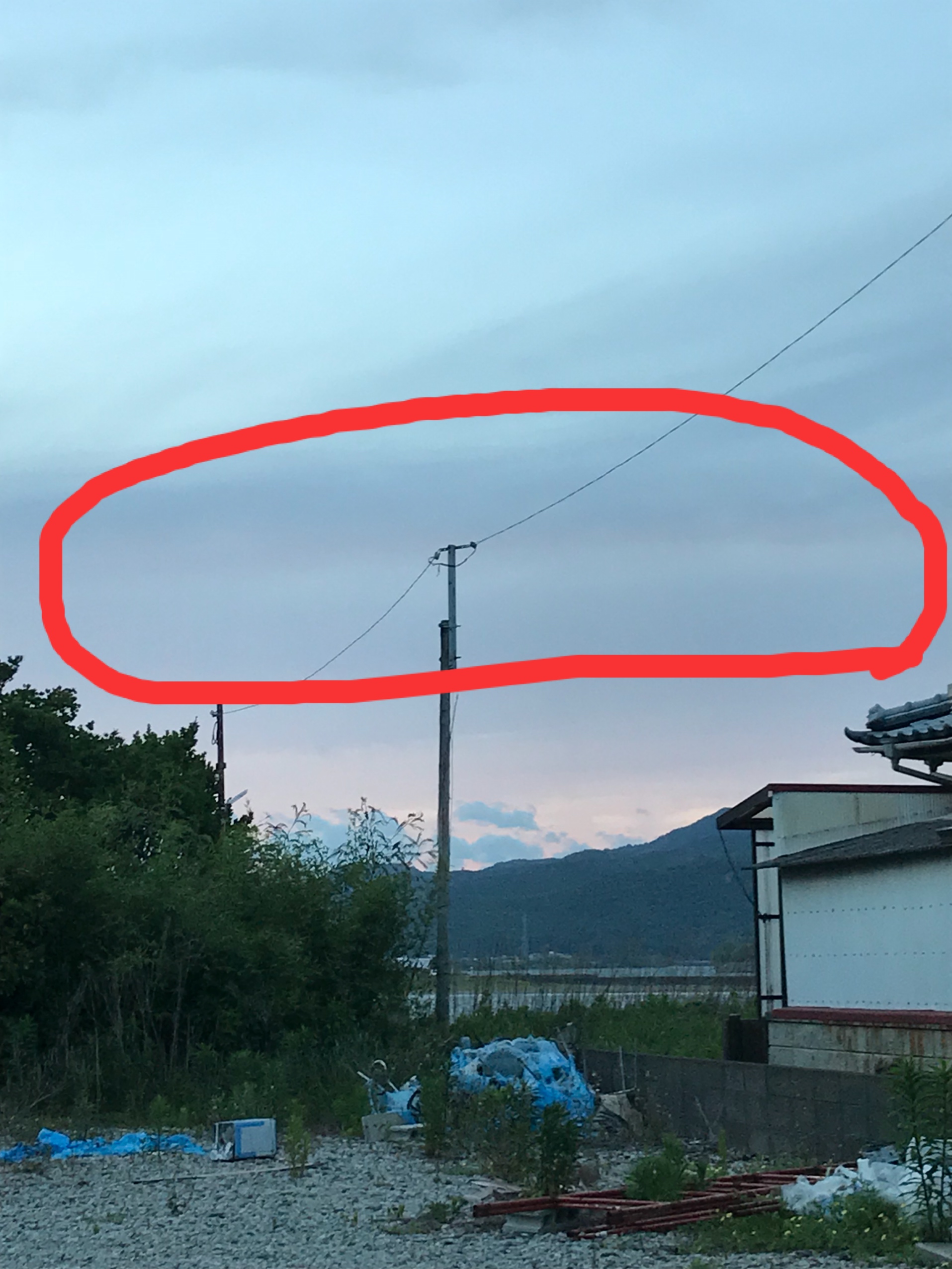 No.48079-1 地震雲