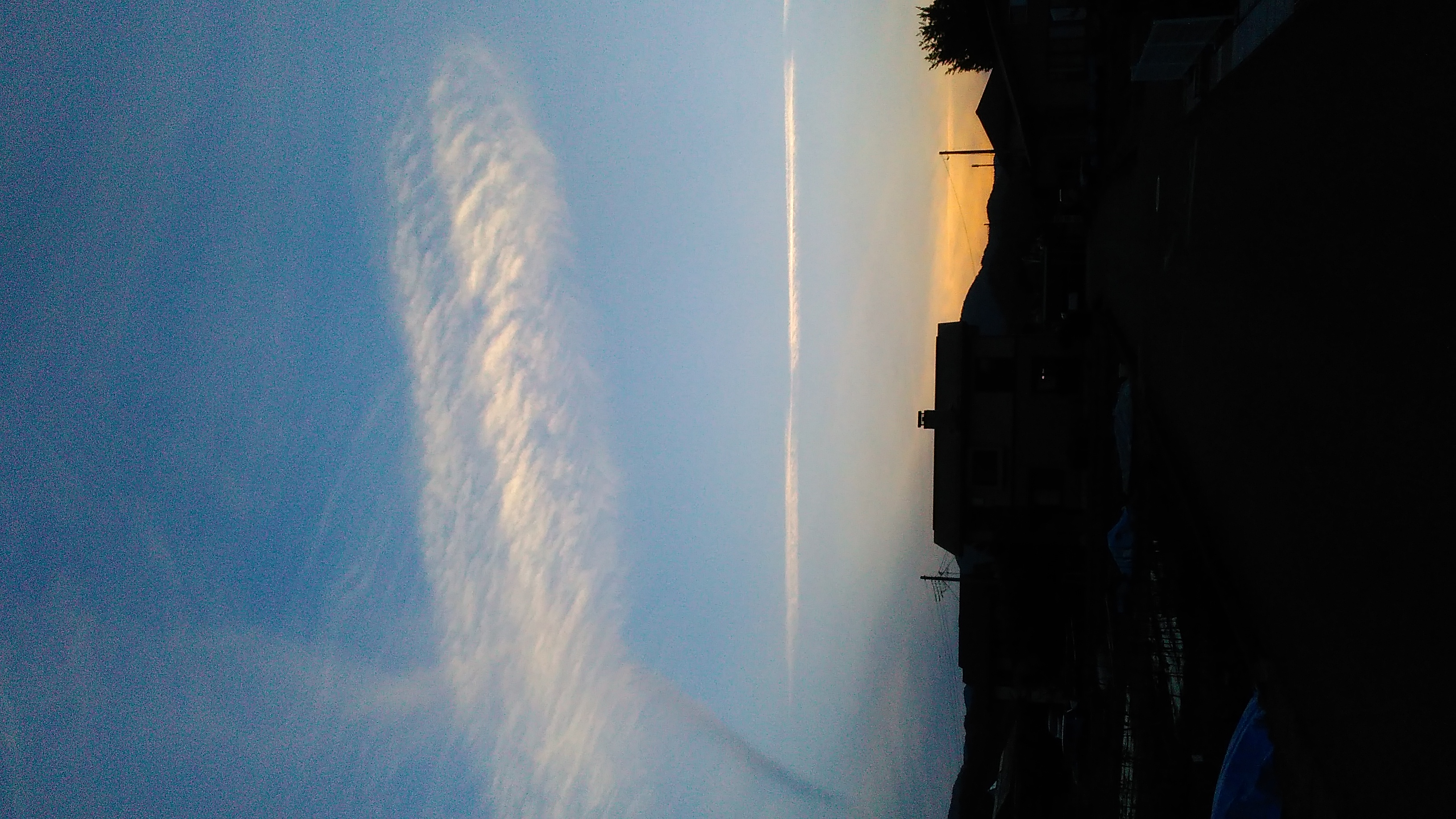 No.48086-1 地震雲