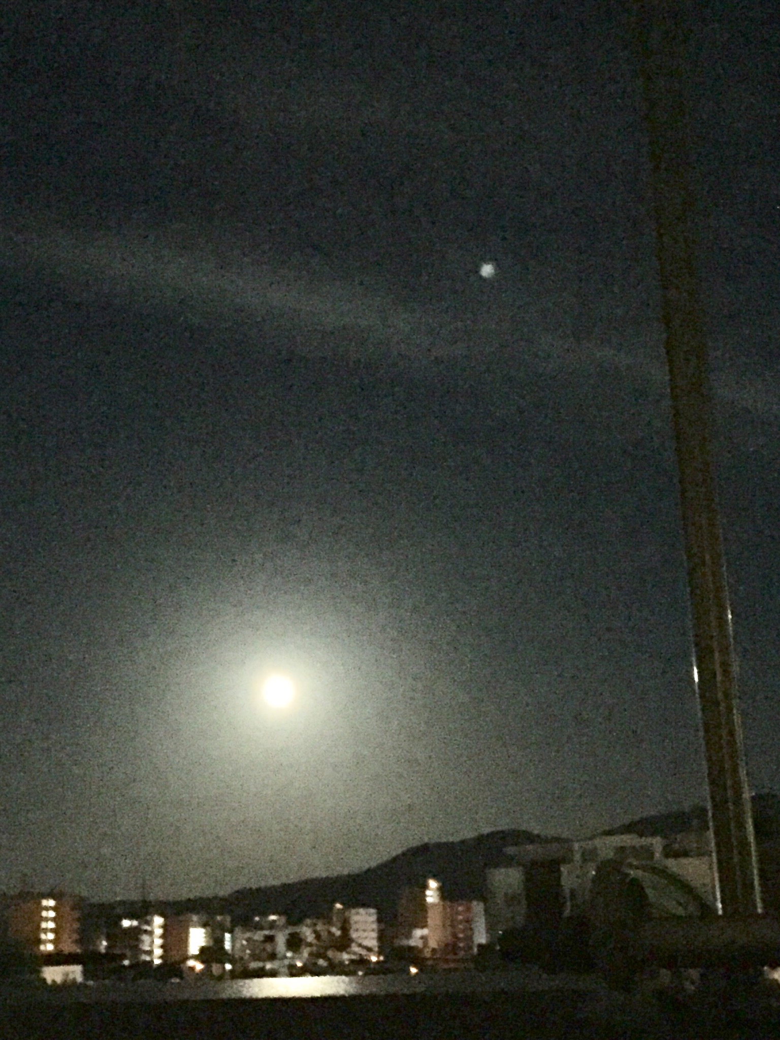 No.48253-1 地震雲