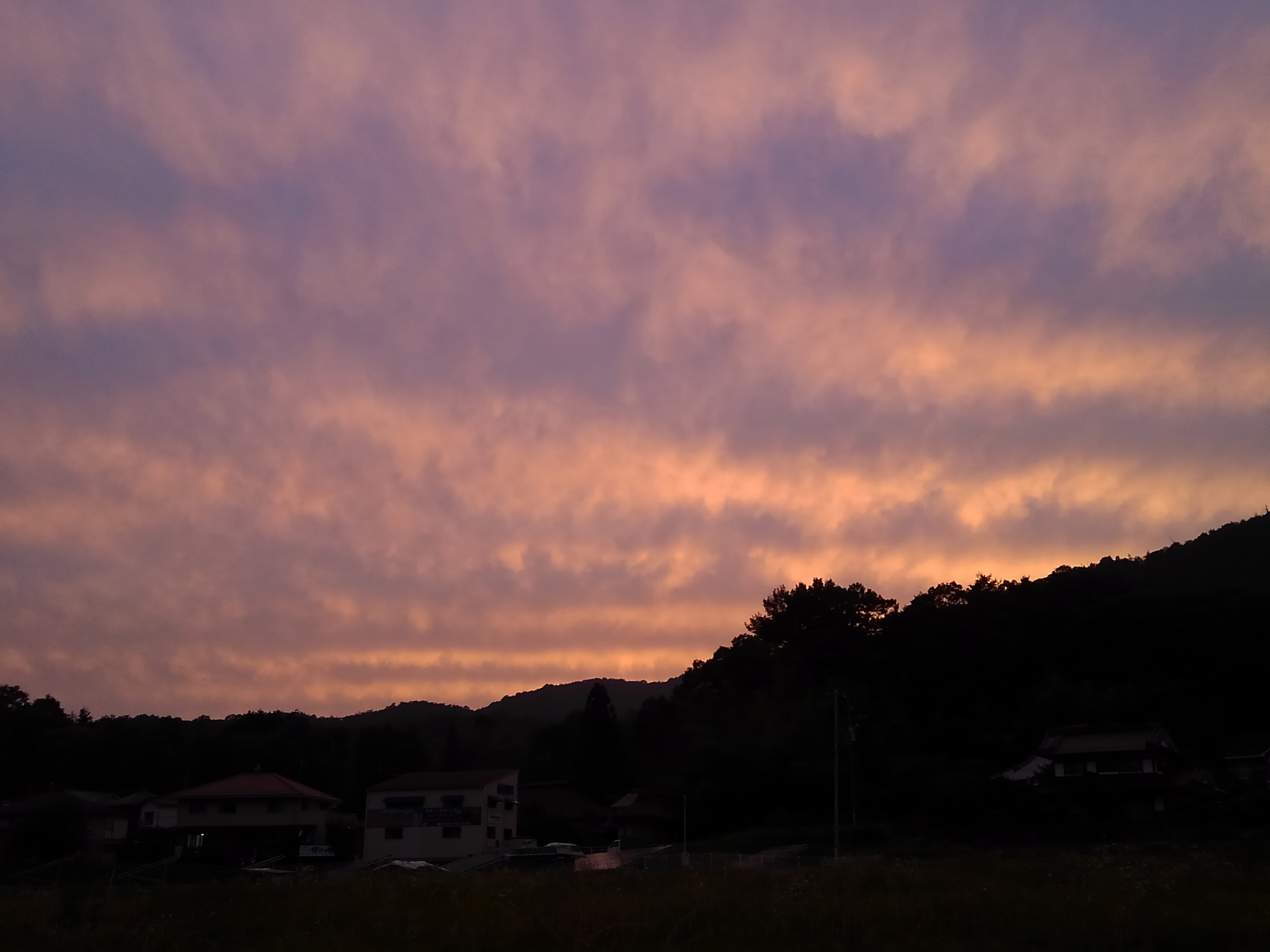 No.48445-1 地震雲