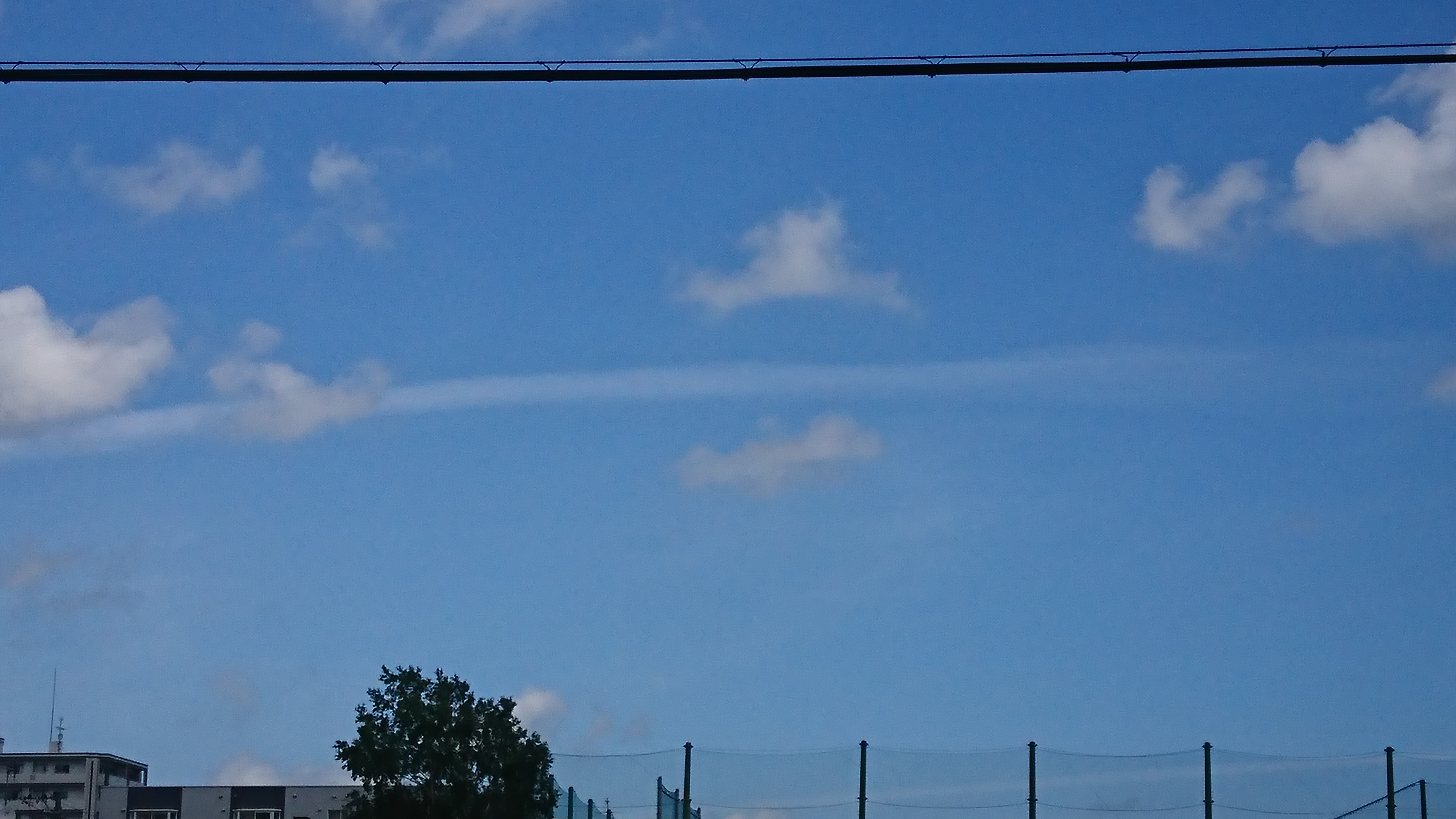 No.48528-1 地震雲