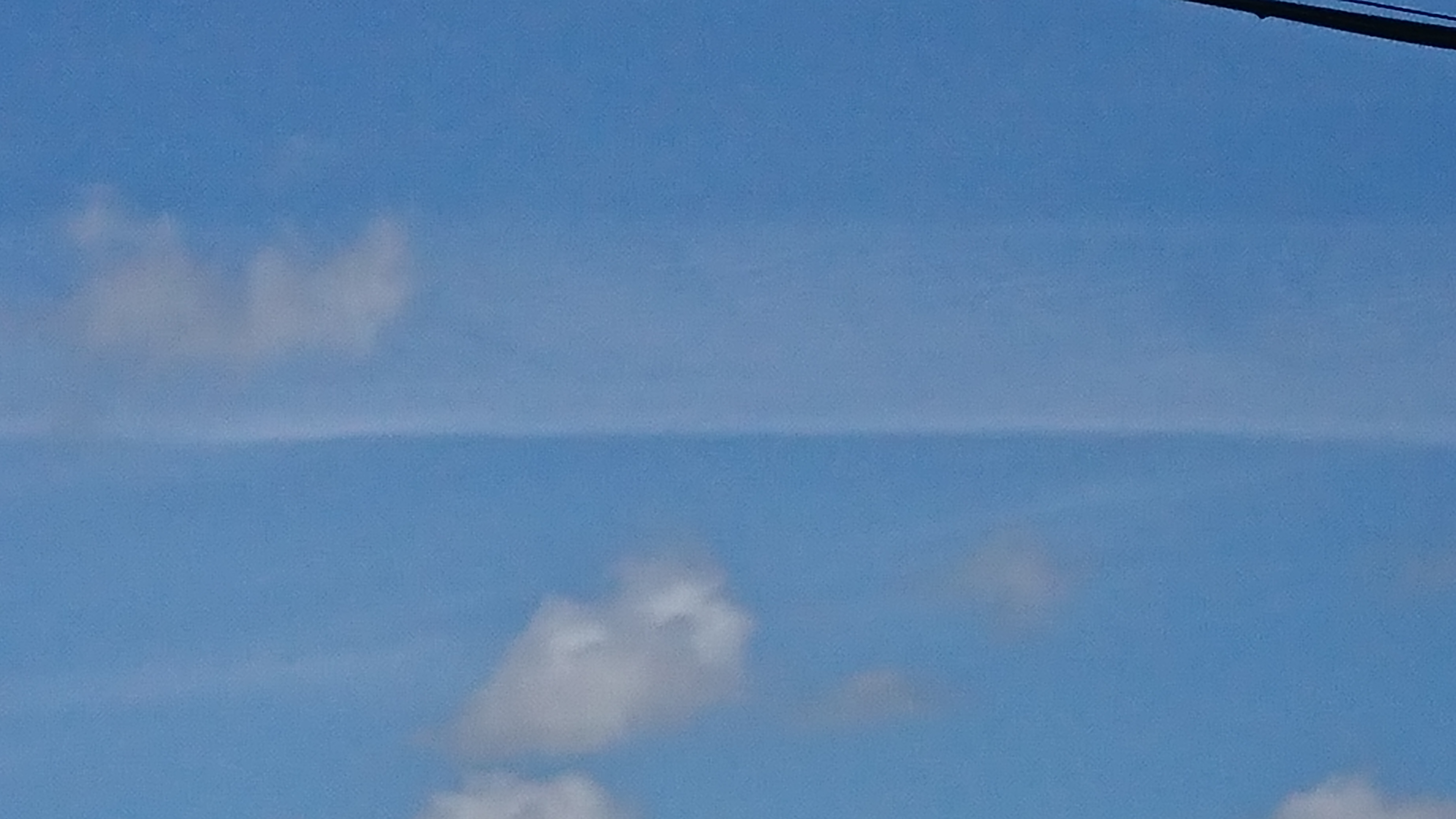 No.48529-1 地震雲