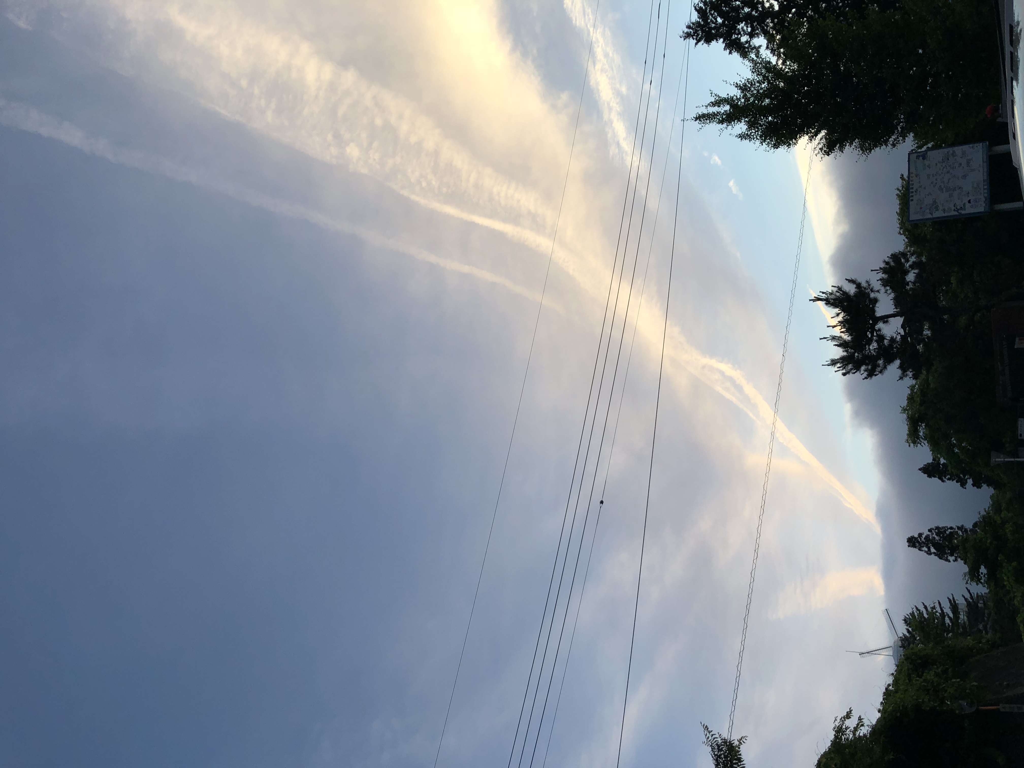 No.48904-1 地震雲