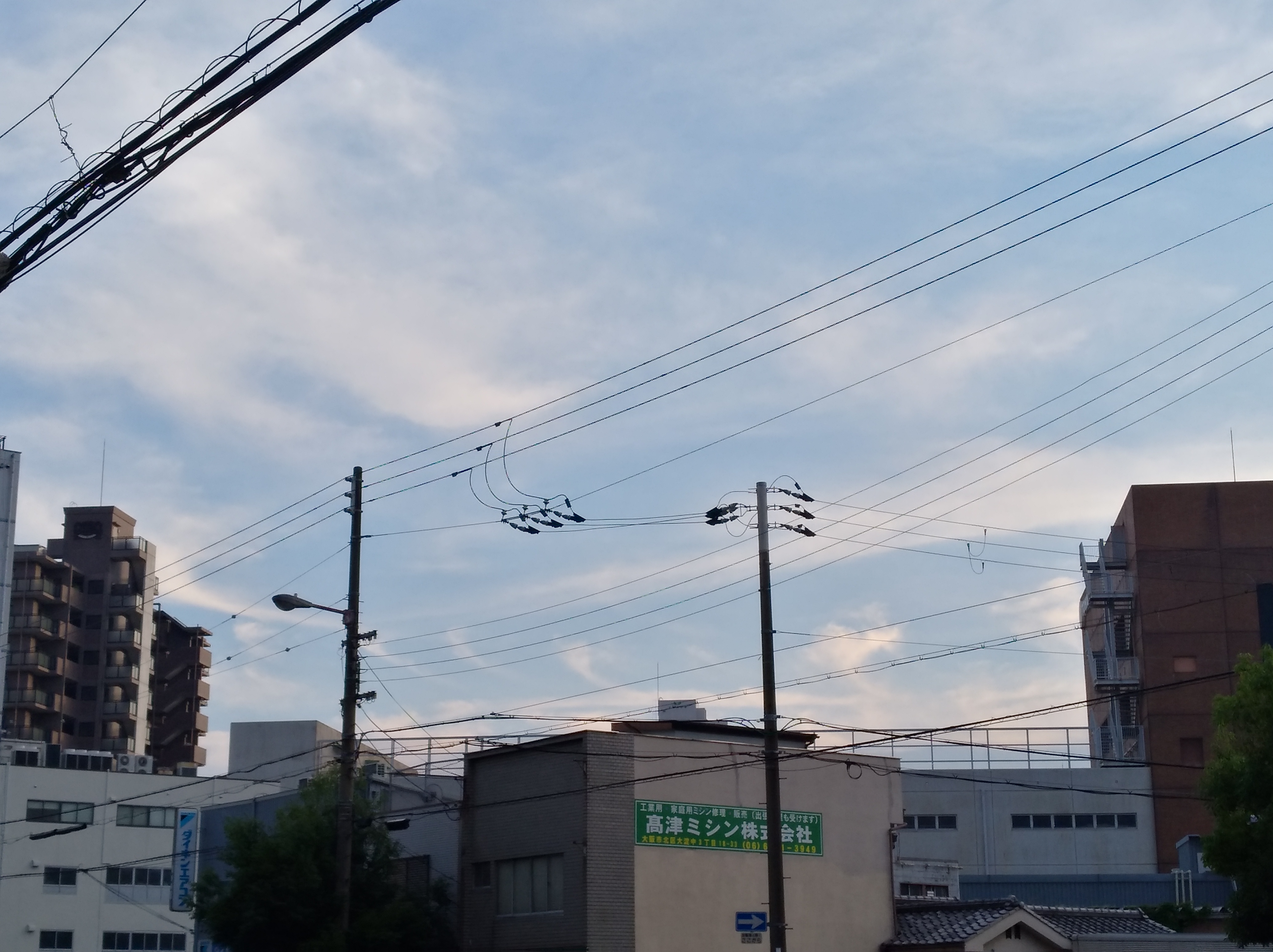 No.48960-1 地震雲