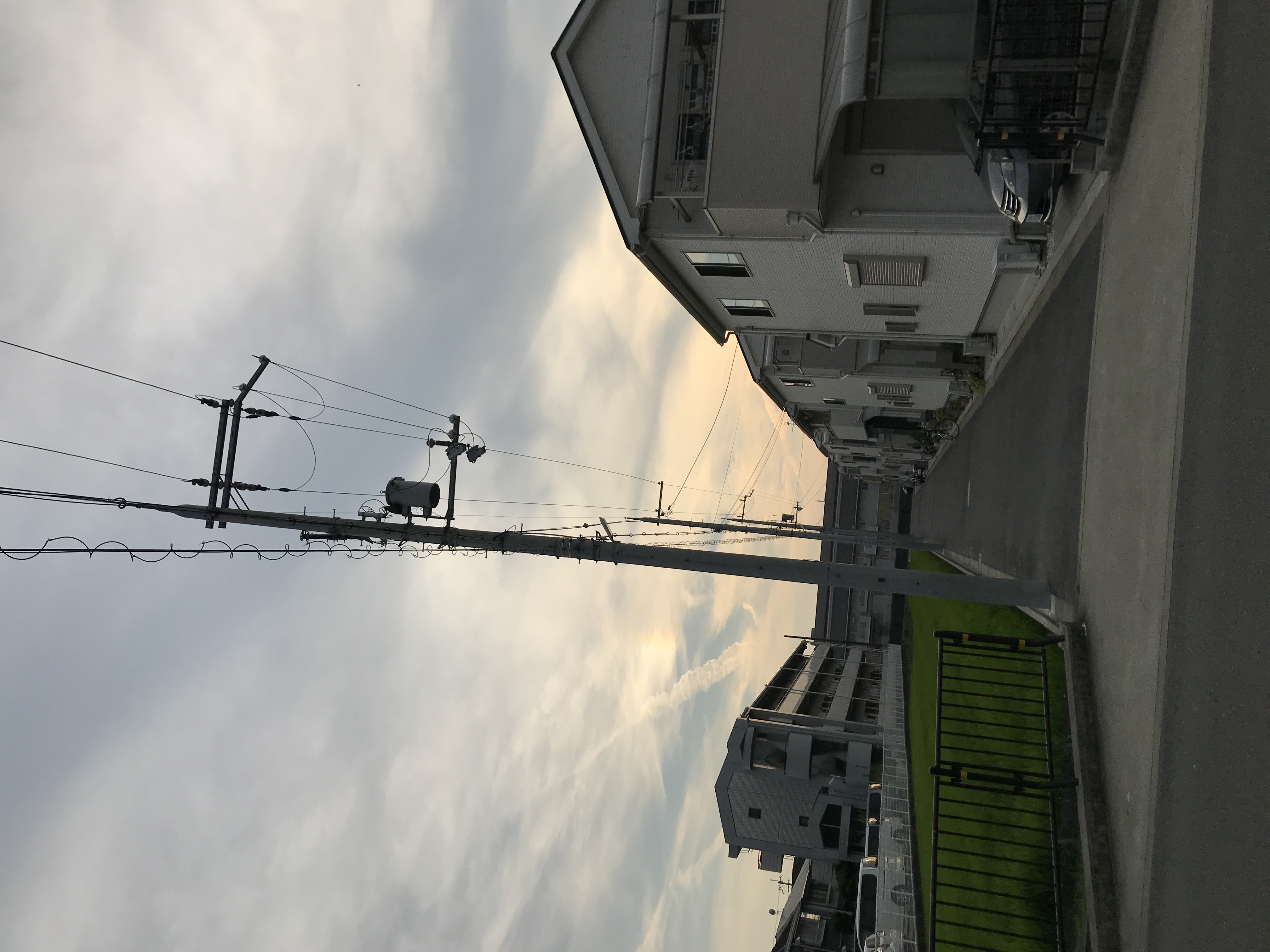 No.49776-1 地震雲