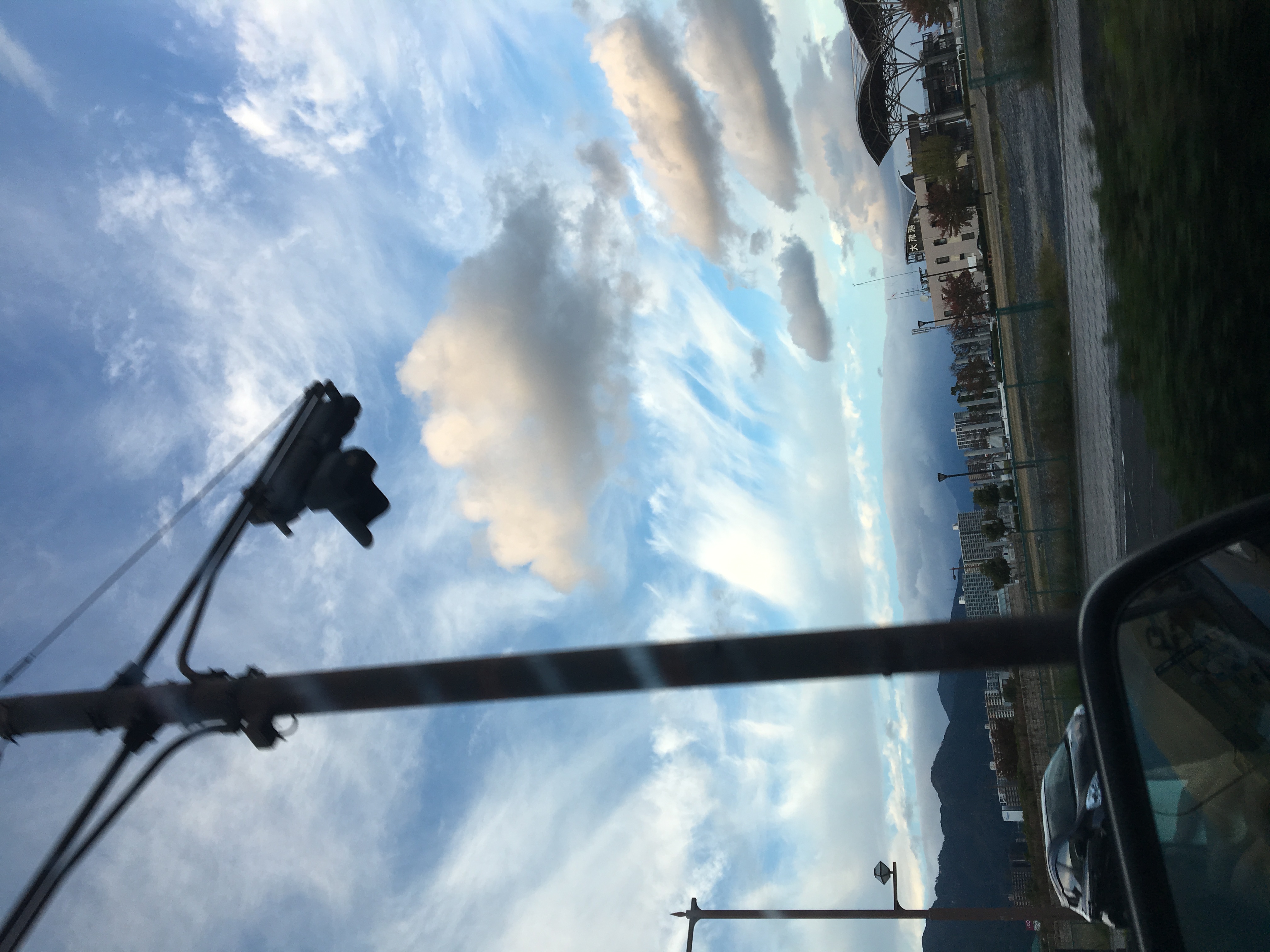 No.51274-1 地震雲