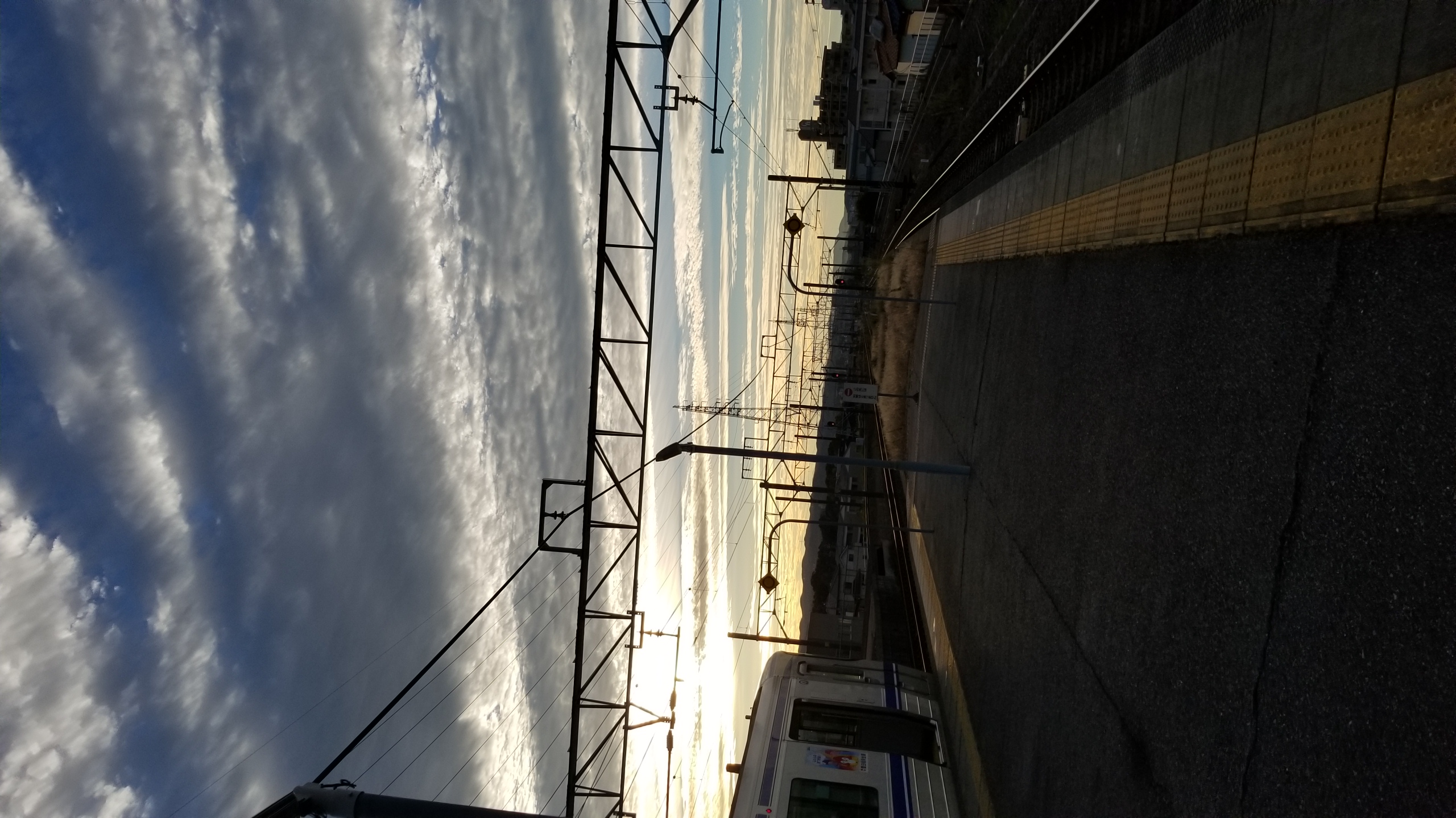 No.51286-1 地震雲