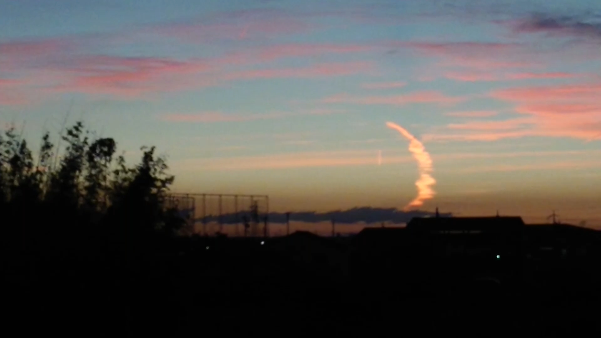 No.51306-1 地震雲