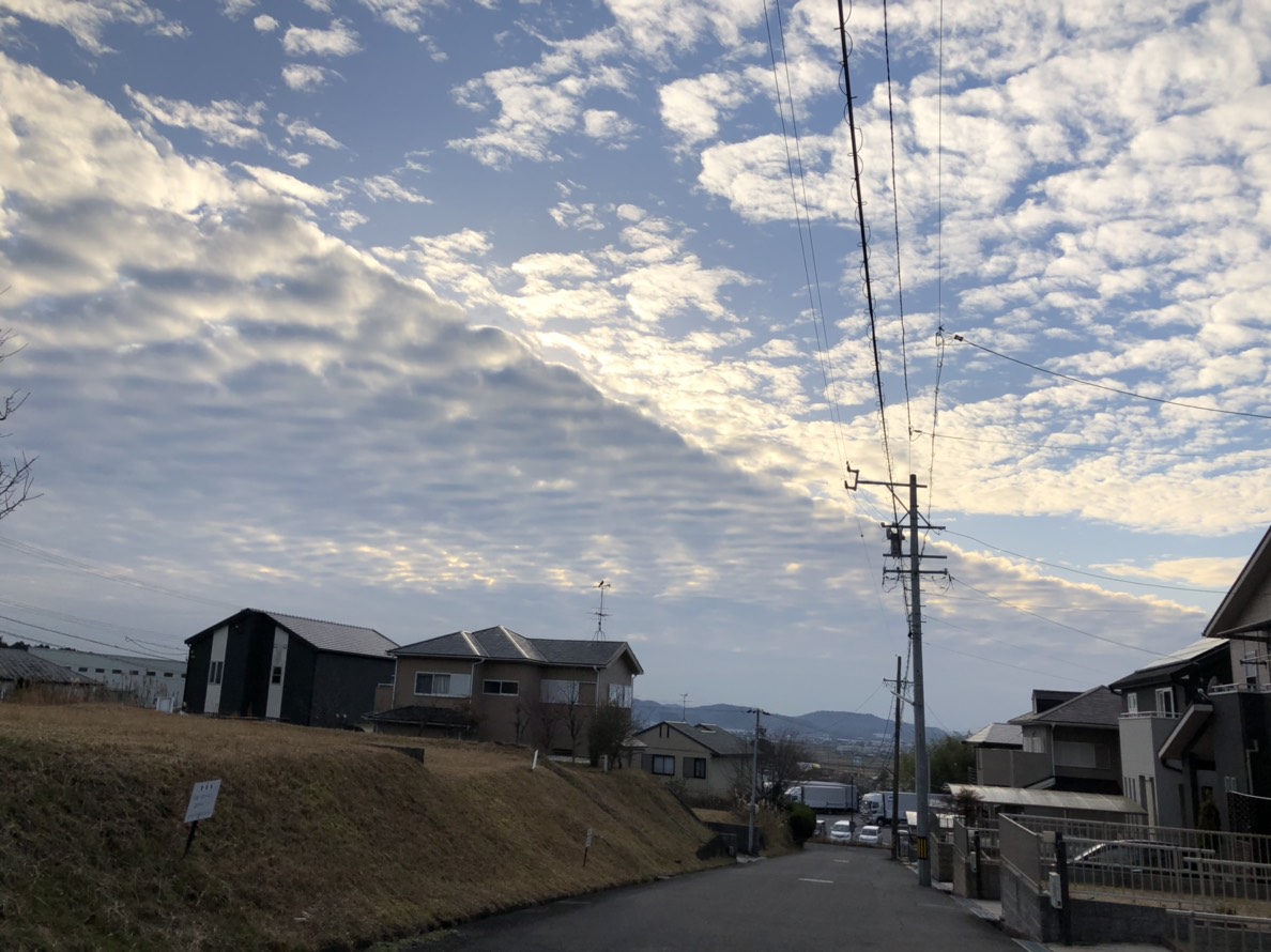 No.52334-1 地震雲