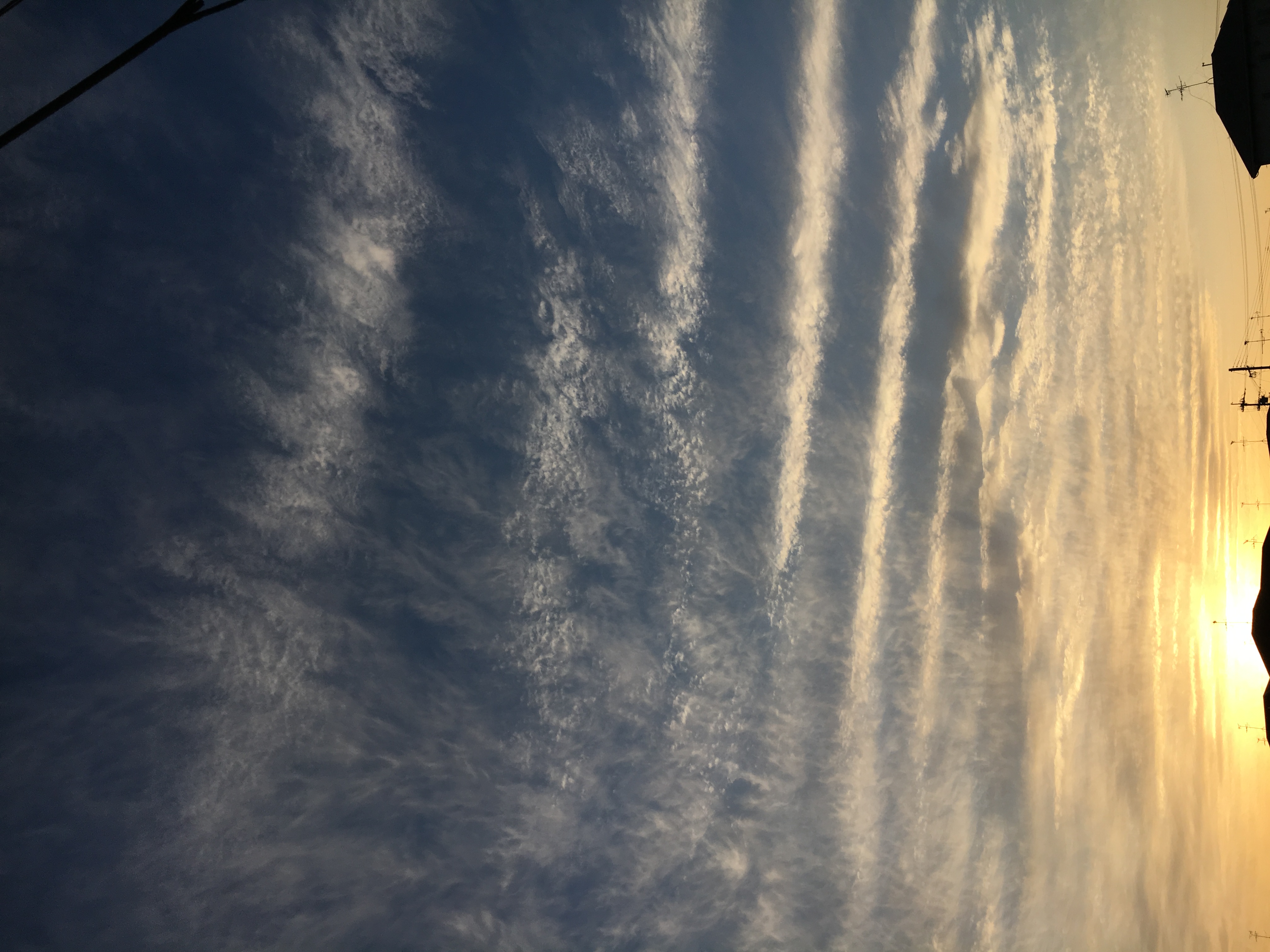 No.52757-1 地震雲