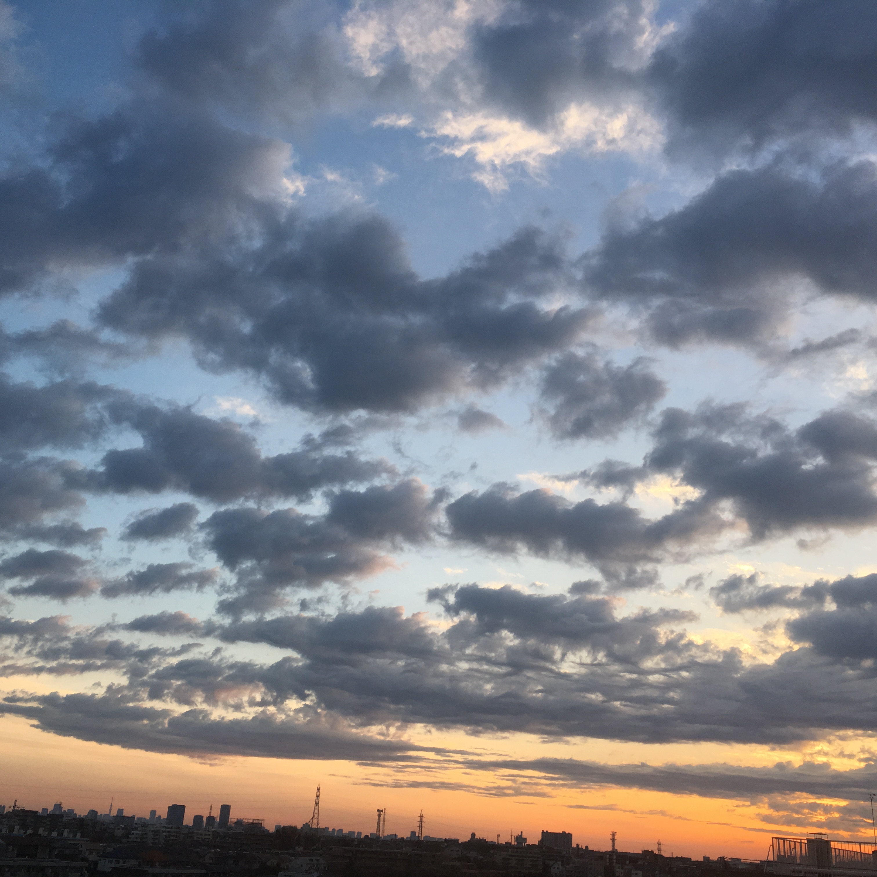 No.52908-1 地震雲