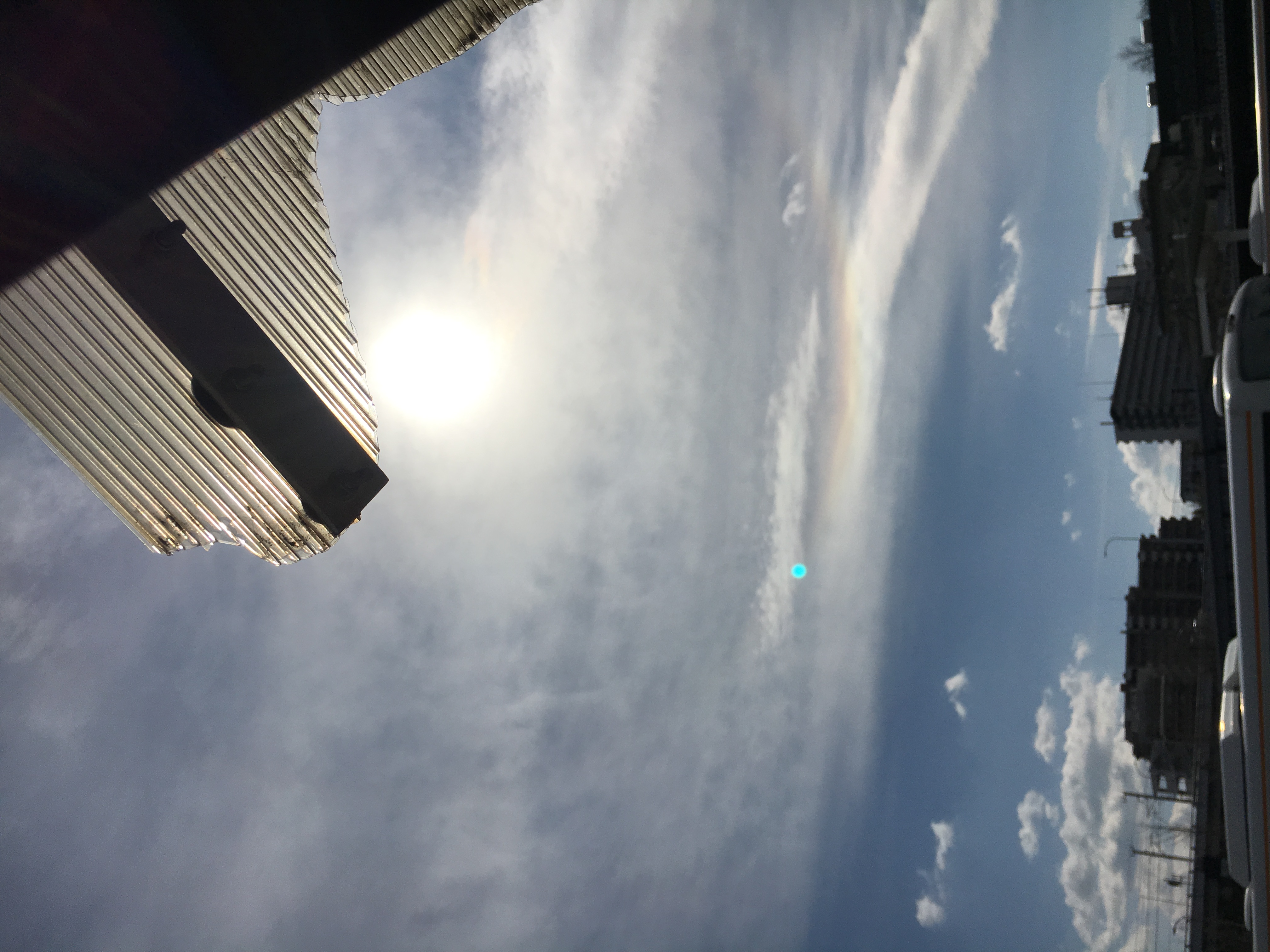 No.52932-1 地震雲