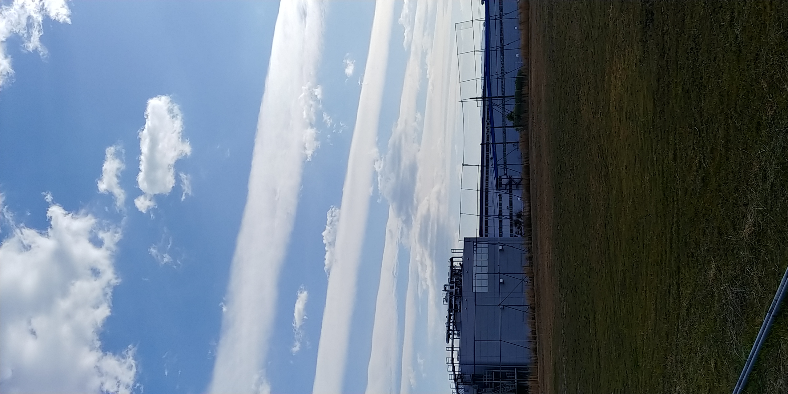 No.52937-1 地震雲