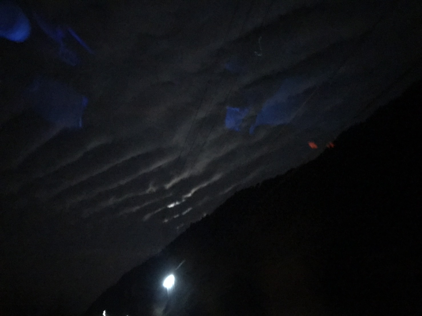 No.53163-1 地震雲