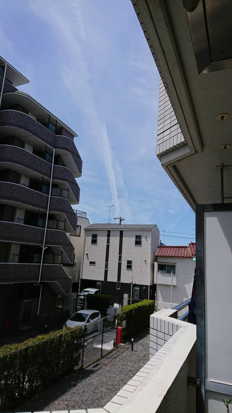 No.53599-1 地震雲