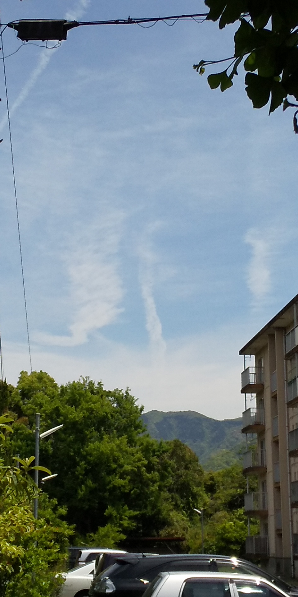 No.53753-1 地震雲