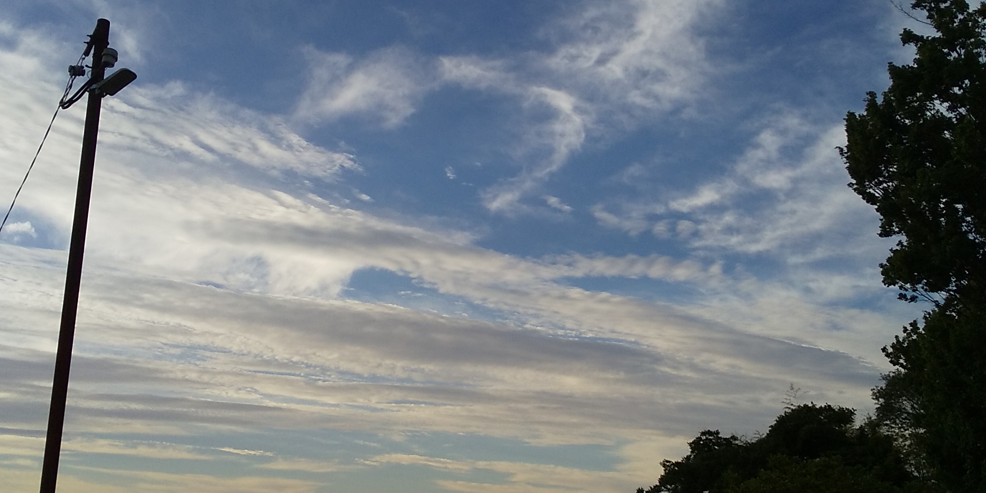 No.54359-1 地震雲