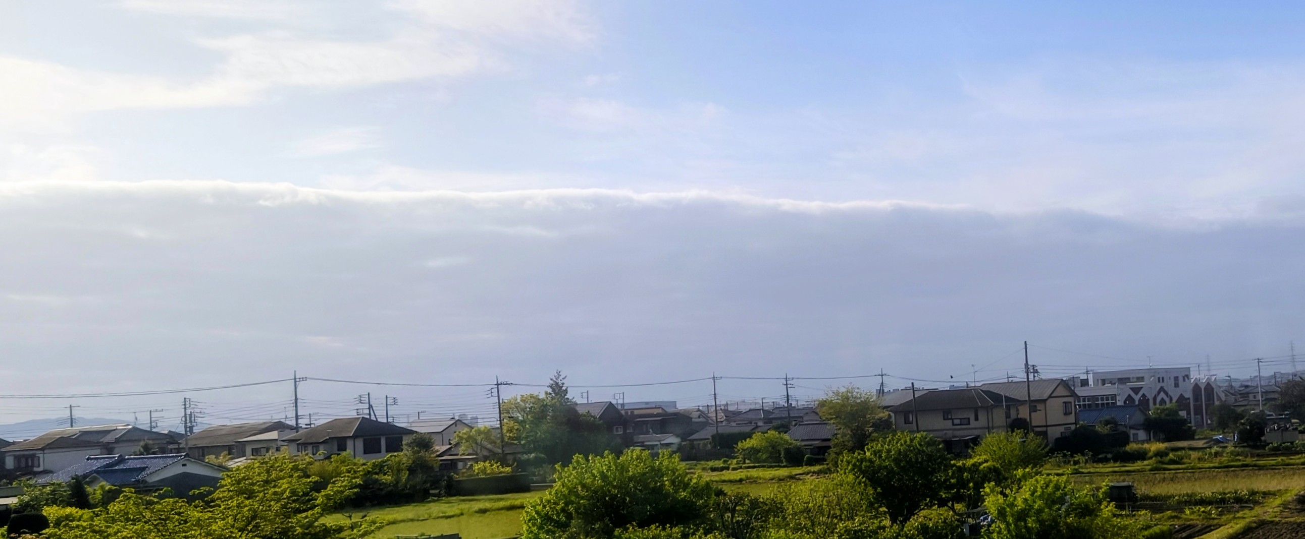 No.57925-1 地震雲